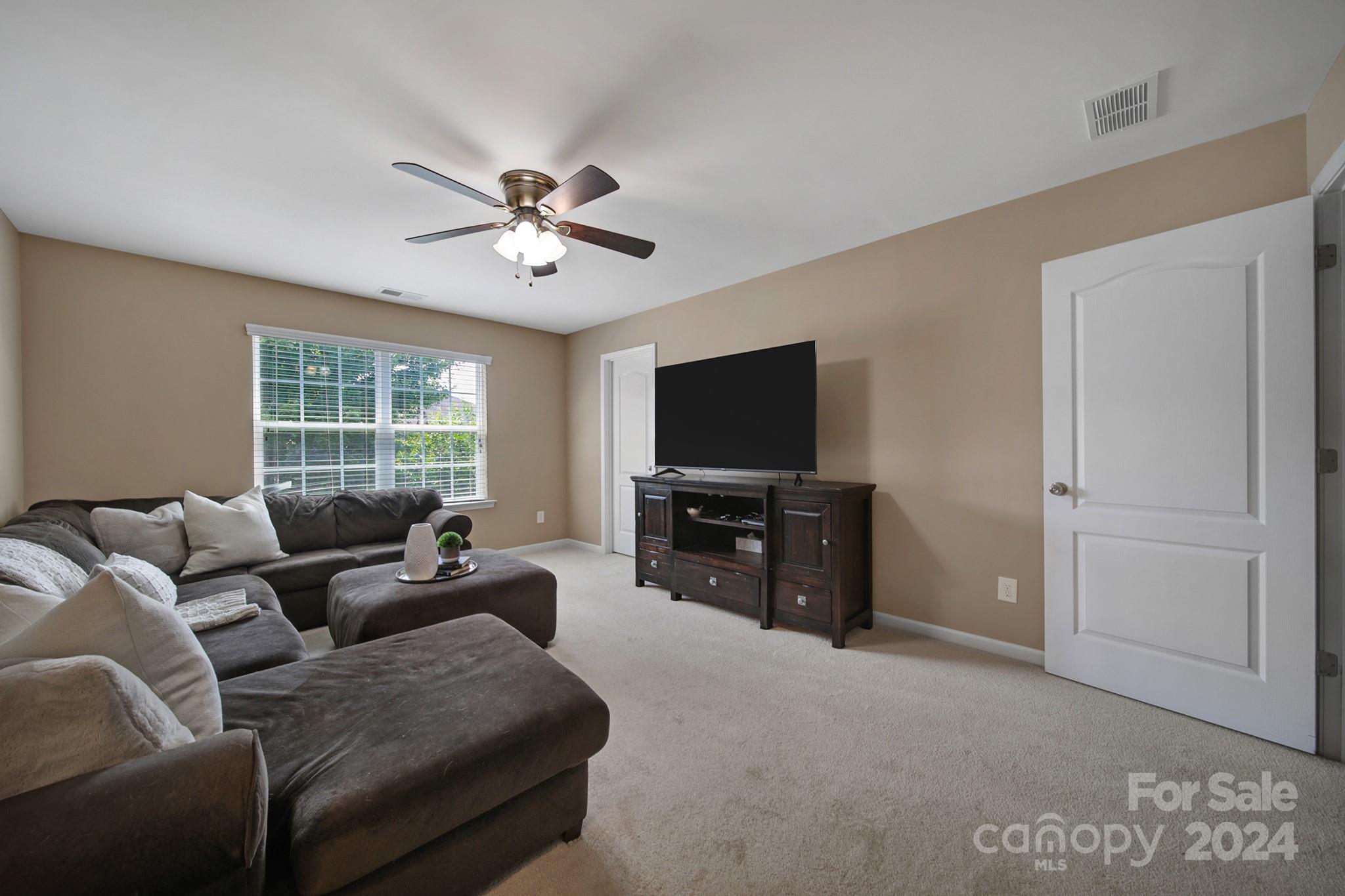 10257 Elizabeth Crest Lane