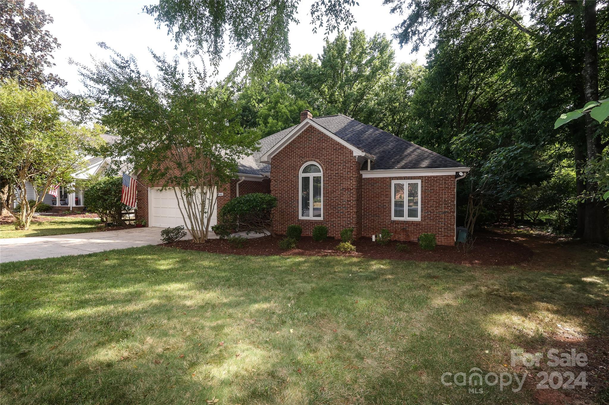 6552 Shaftesbury Road