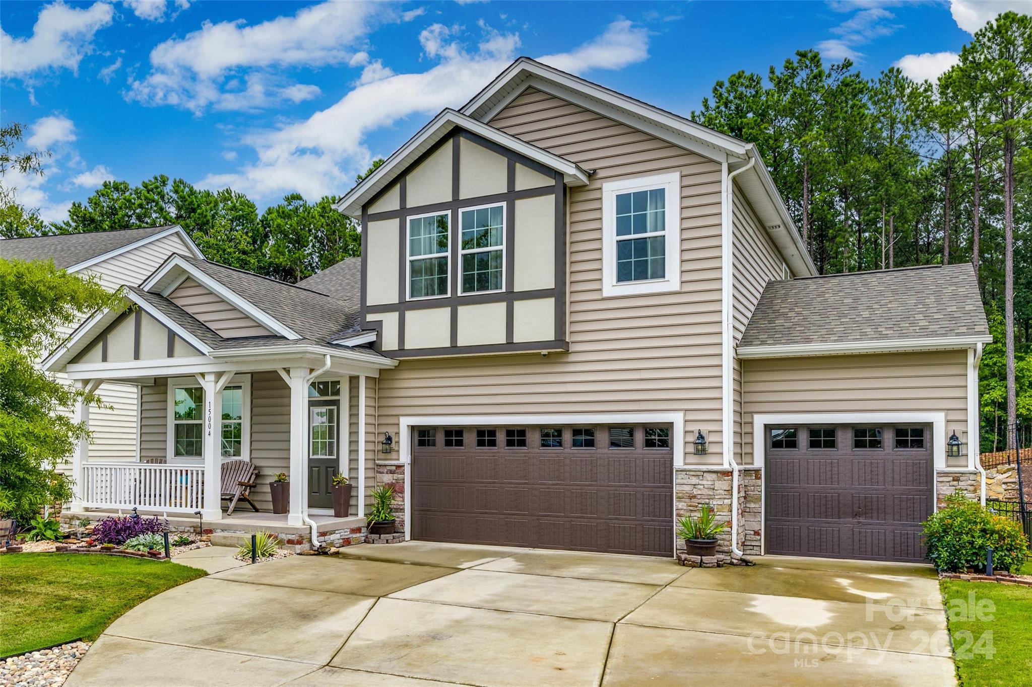 15004 Red Canoe Way