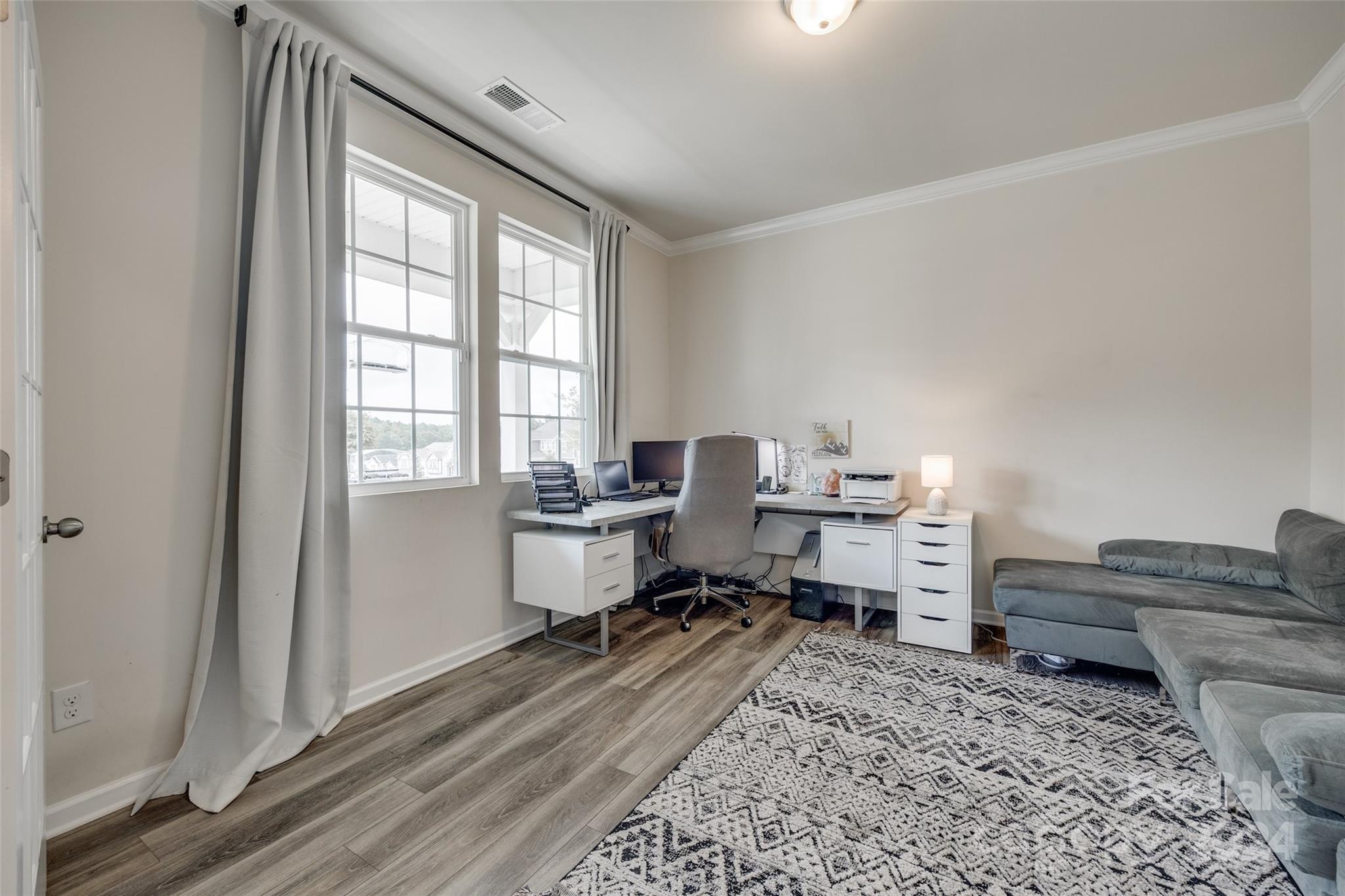 15004 Red Canoe Way