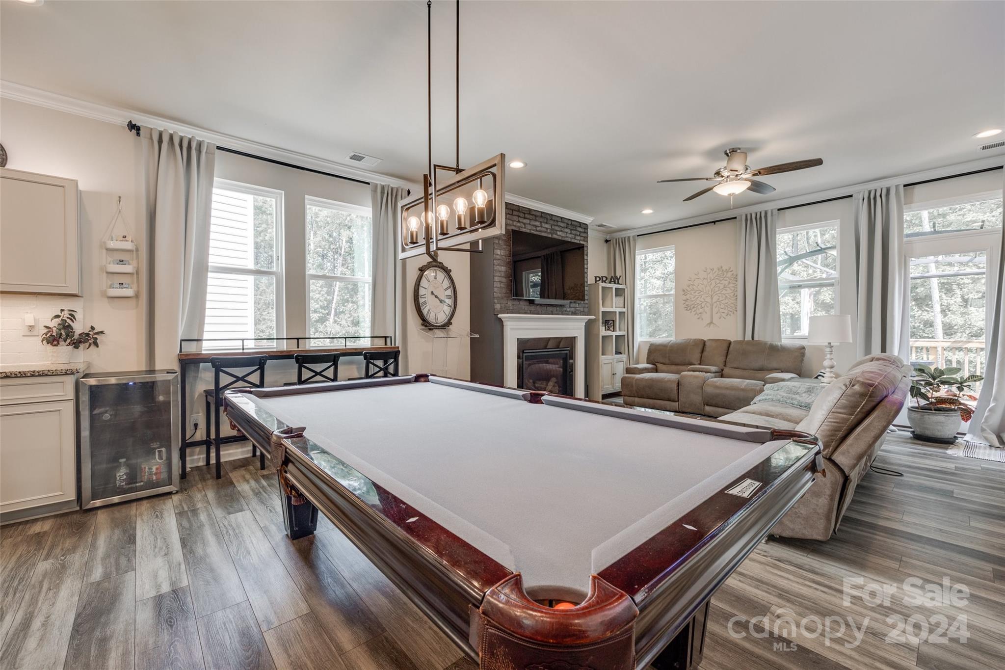 15004 Red Canoe Way