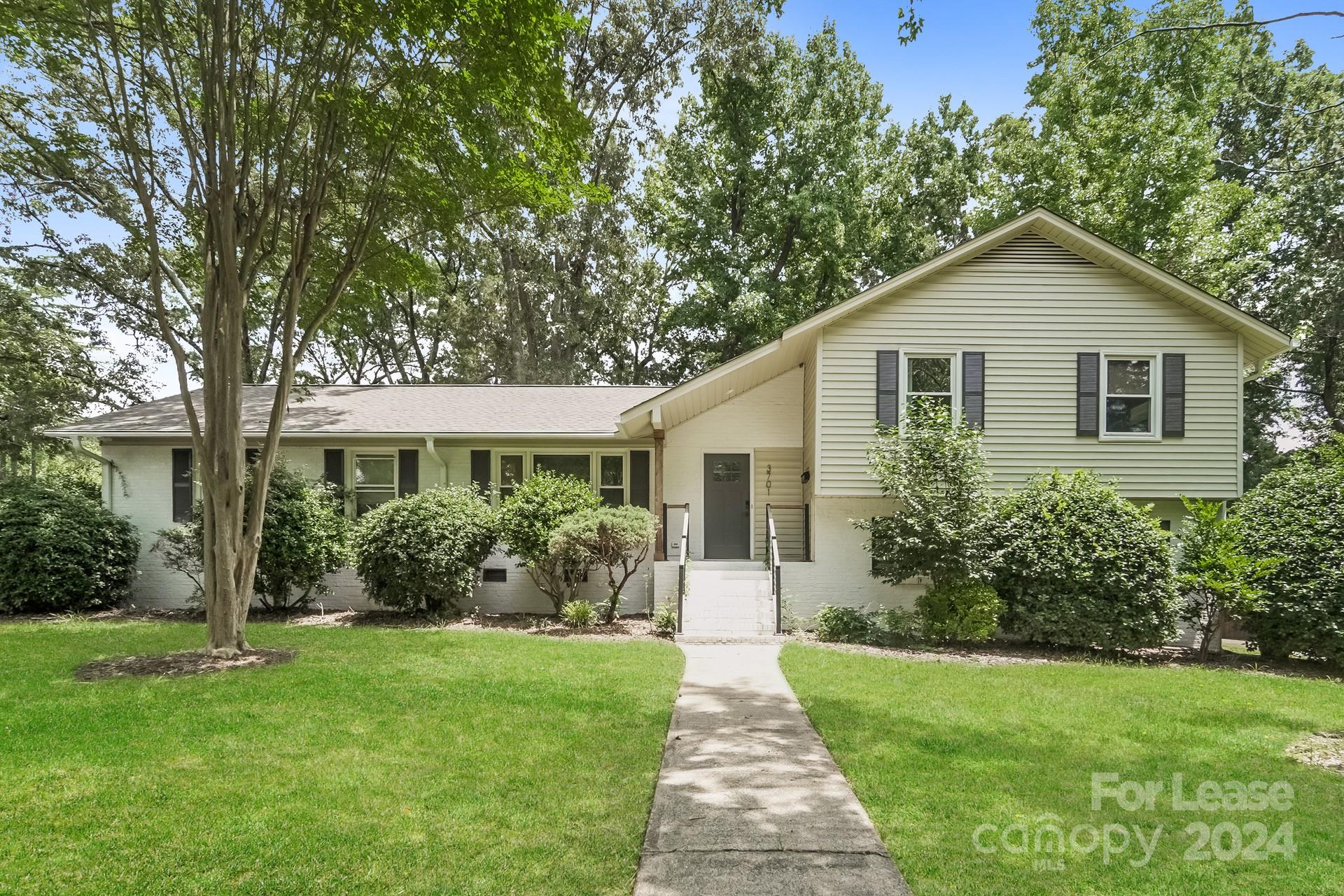 3701 Flowerfield Road
