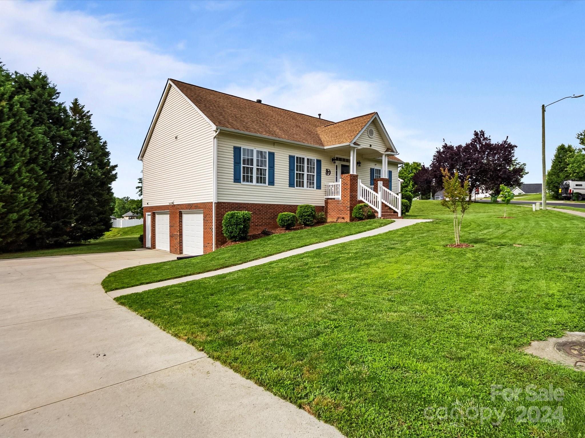 108 Arbridge Court