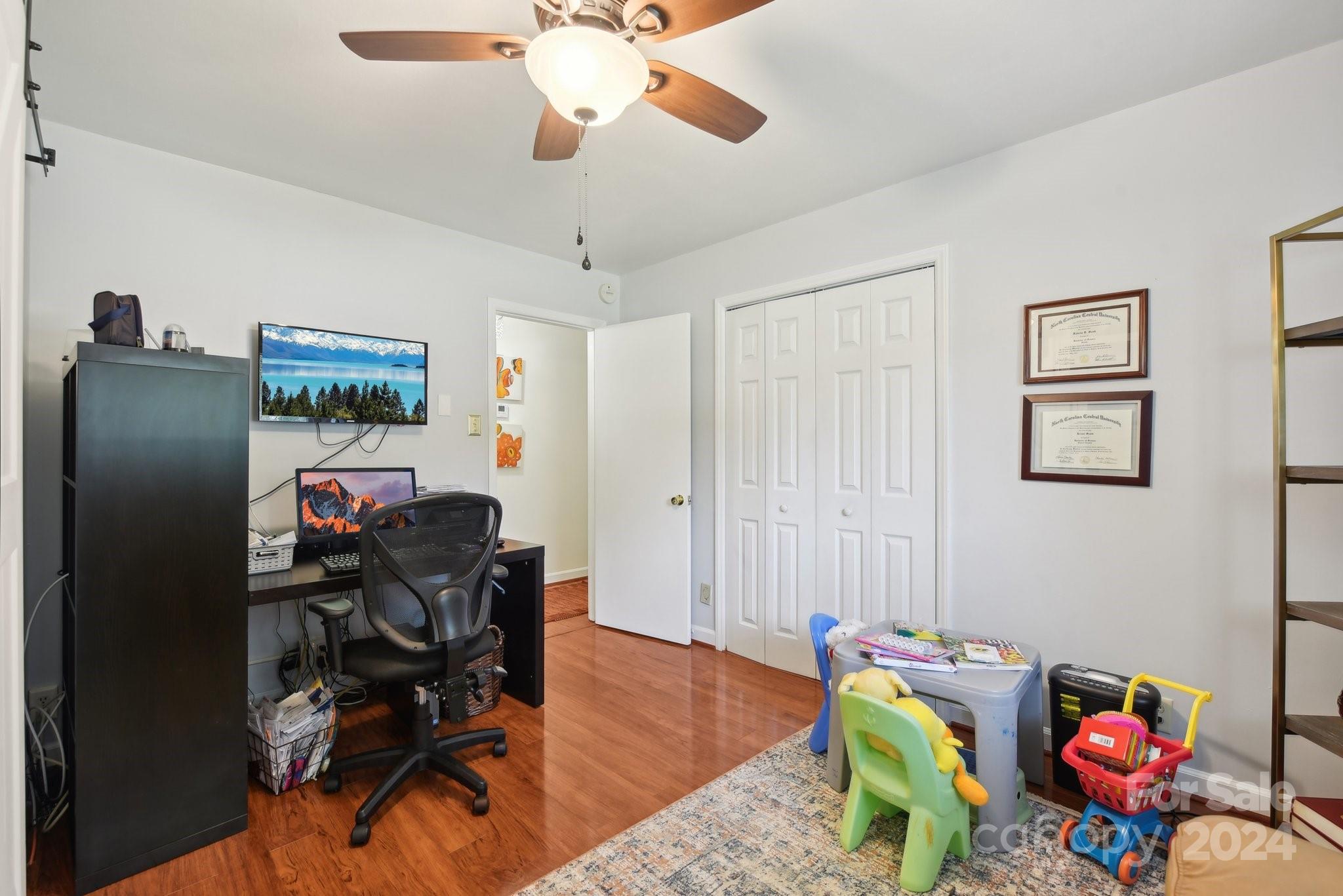 2101 Artwood Lane