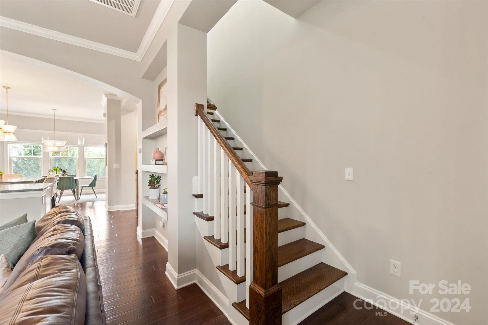 254 Iverson Way
