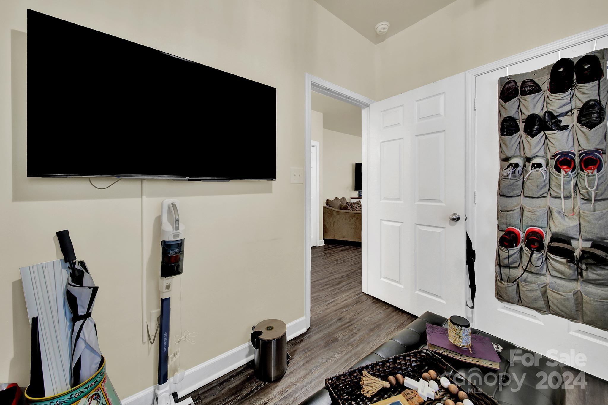 2546 Carya Pond Lane