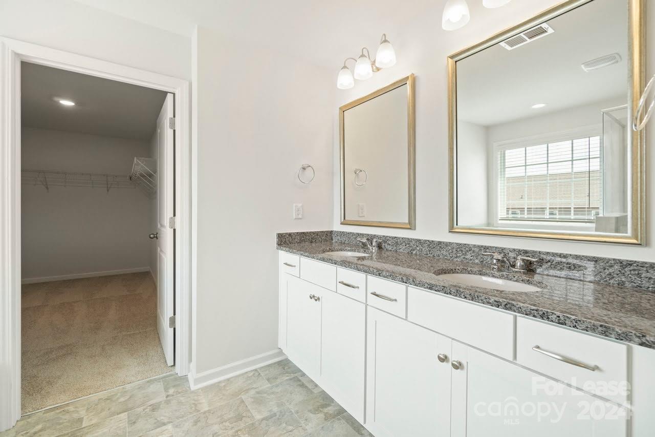 1024 Arbury Way