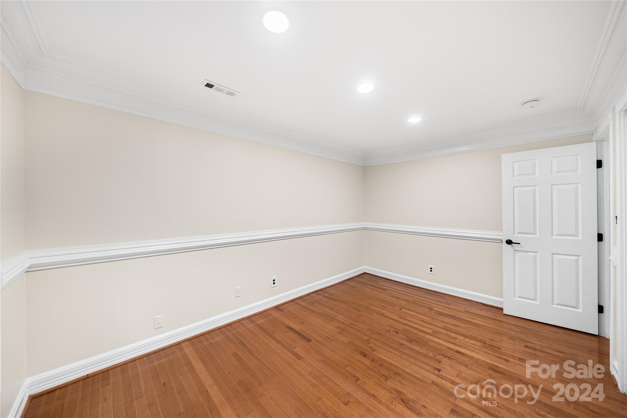 4000 Waterford Drive