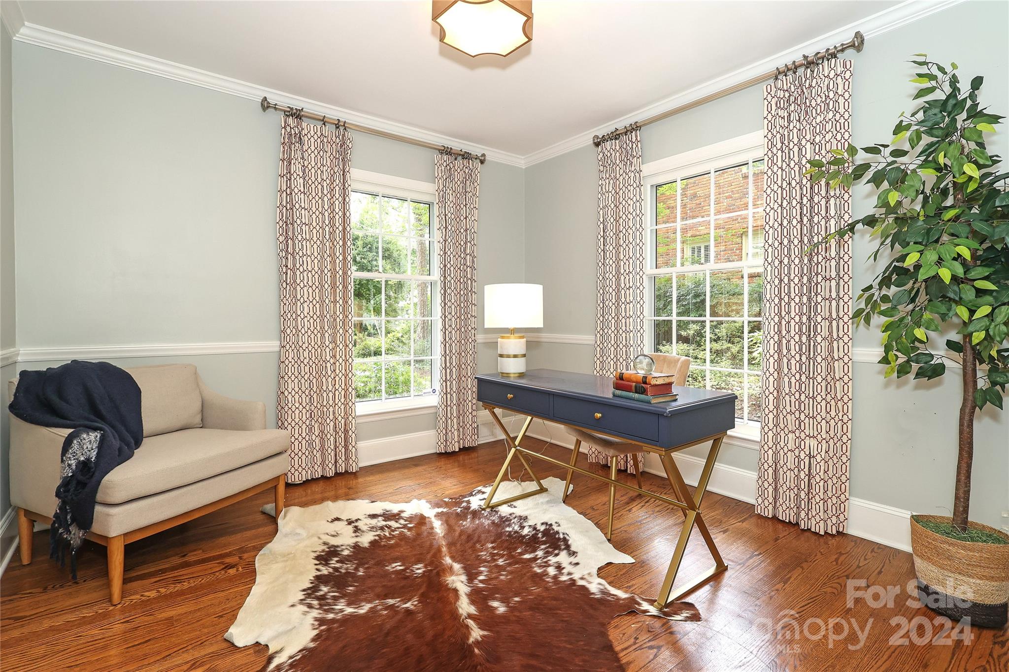 528 Ellsworth Road