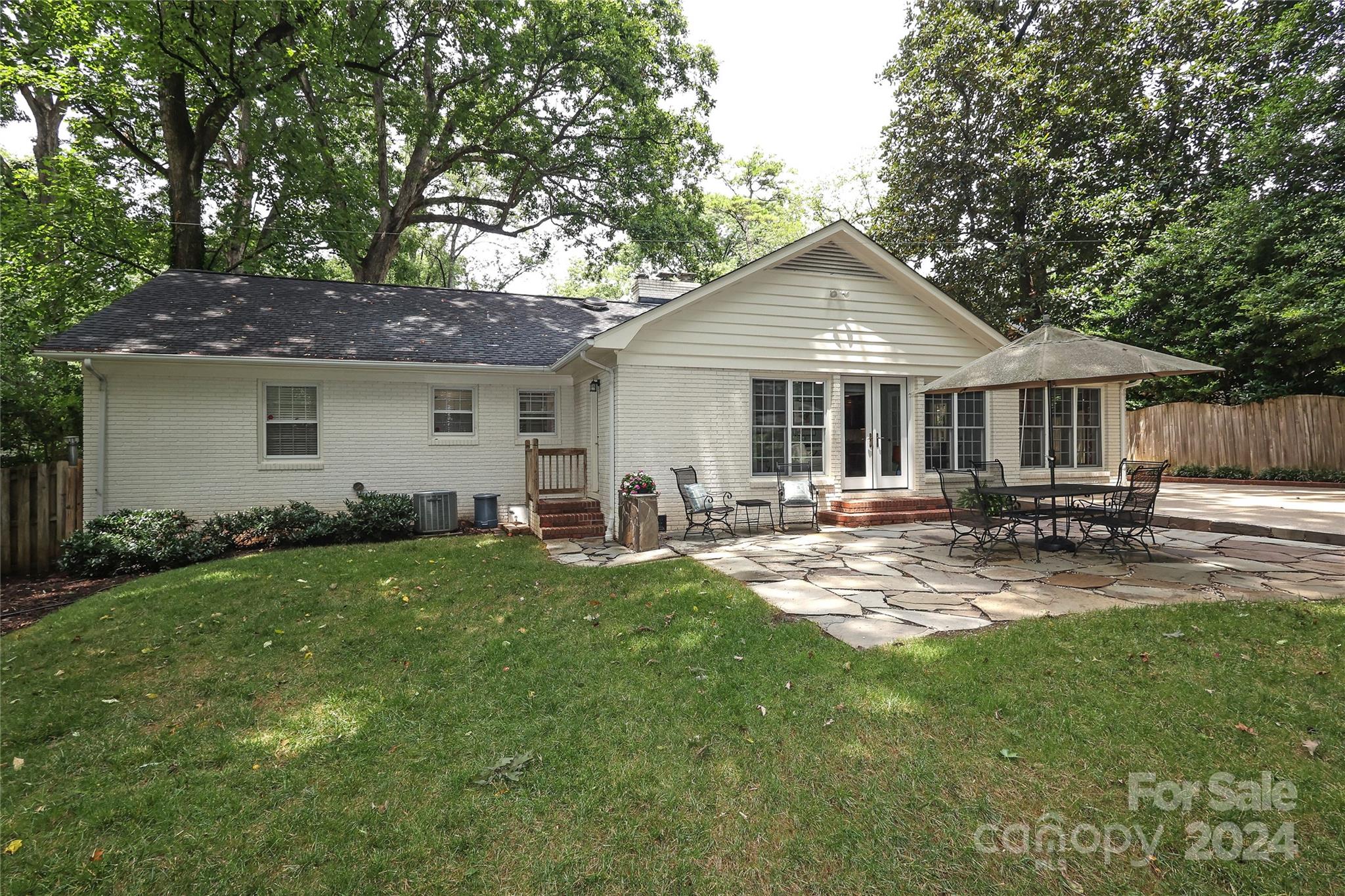 528 Ellsworth Road