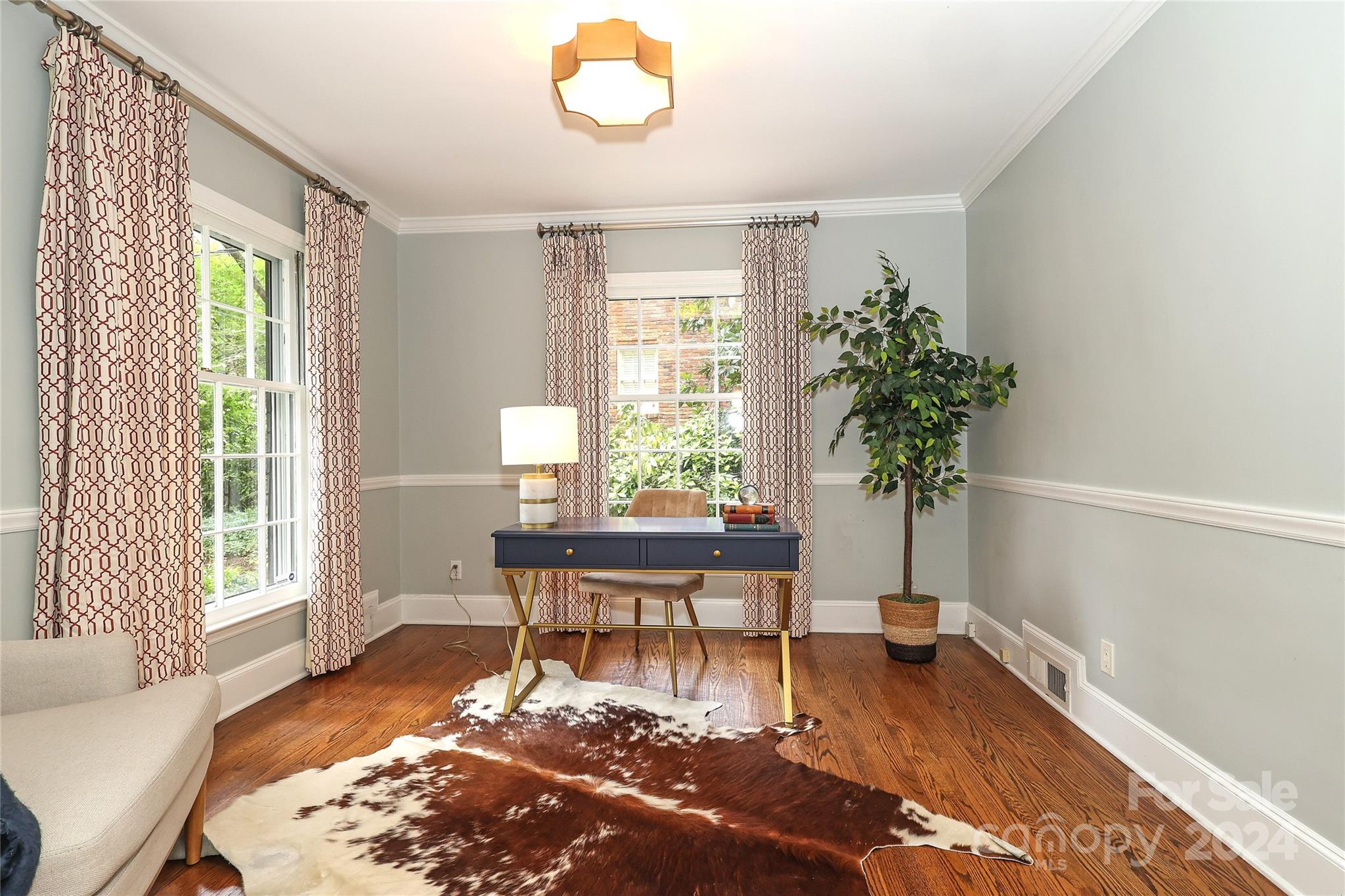 528 Ellsworth Road
