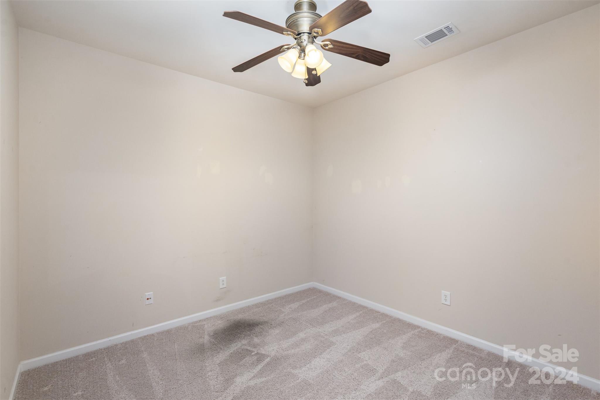 6815 Cinnamon Circle