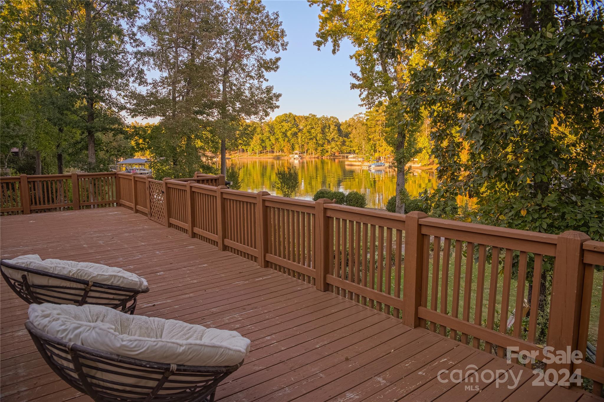 2315 Meffert Lane