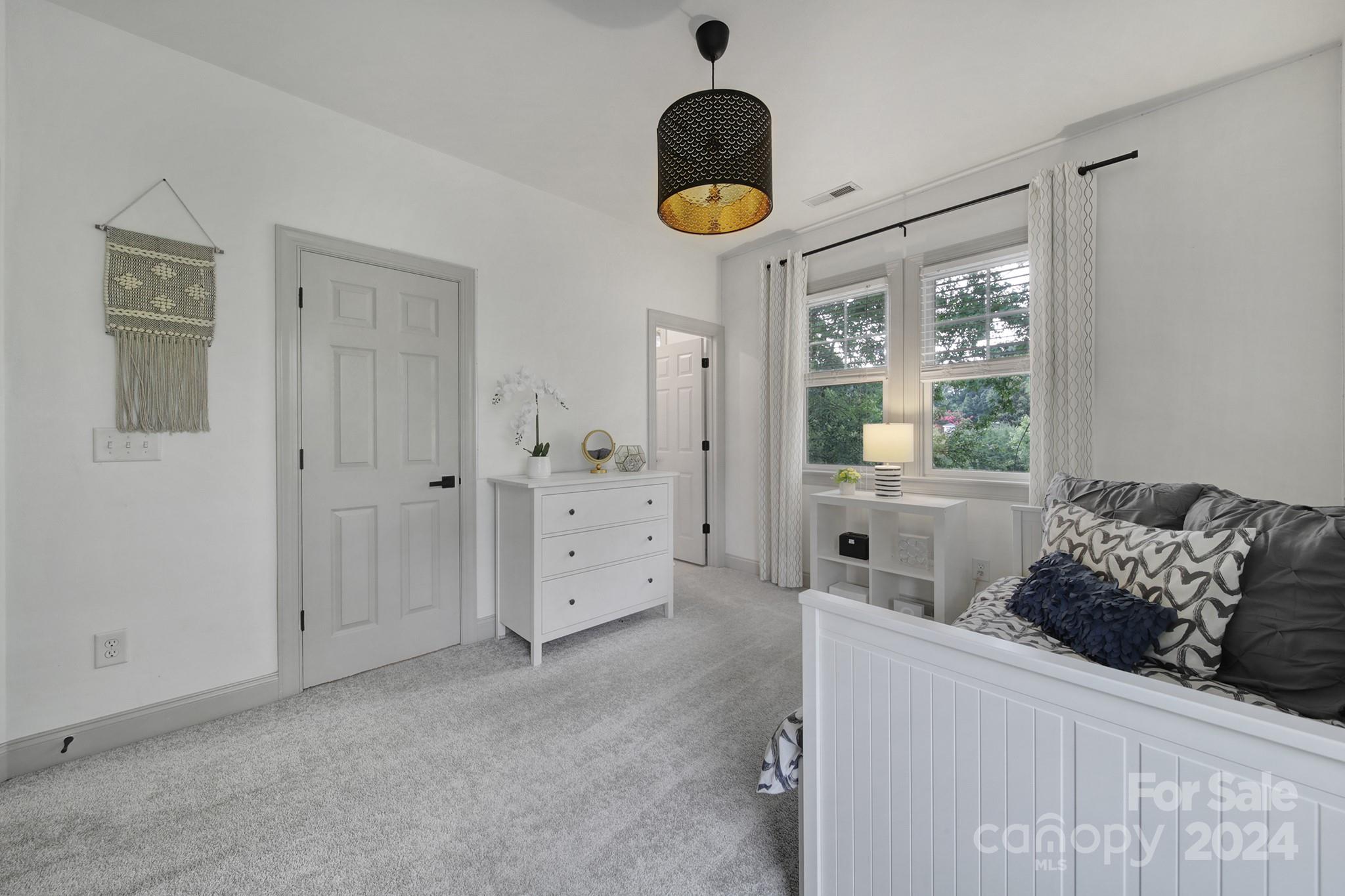 4230 Settler Heights Drive
