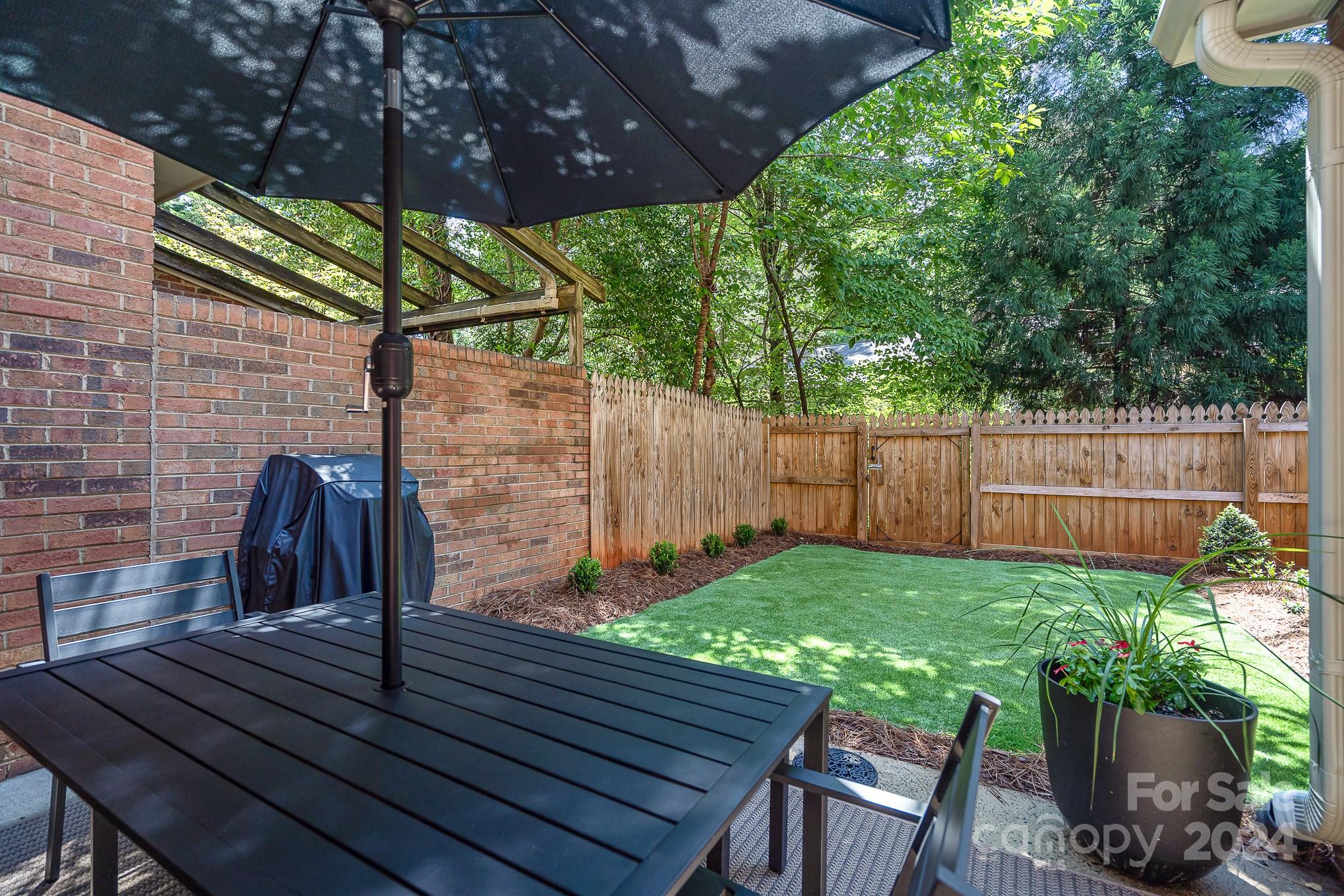 9019 Nolley Court Unit: E