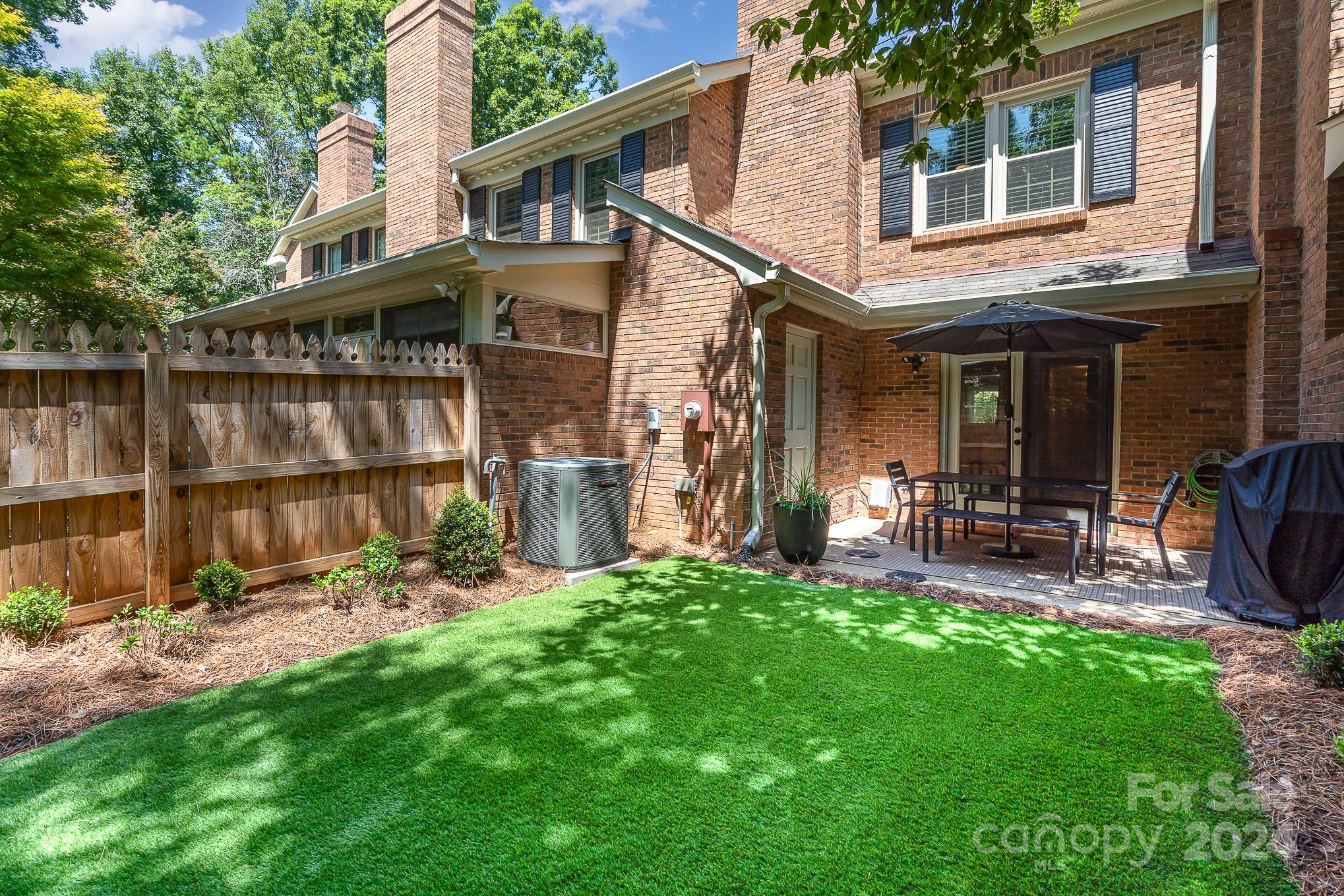 9019 Nolley Court Unit: E