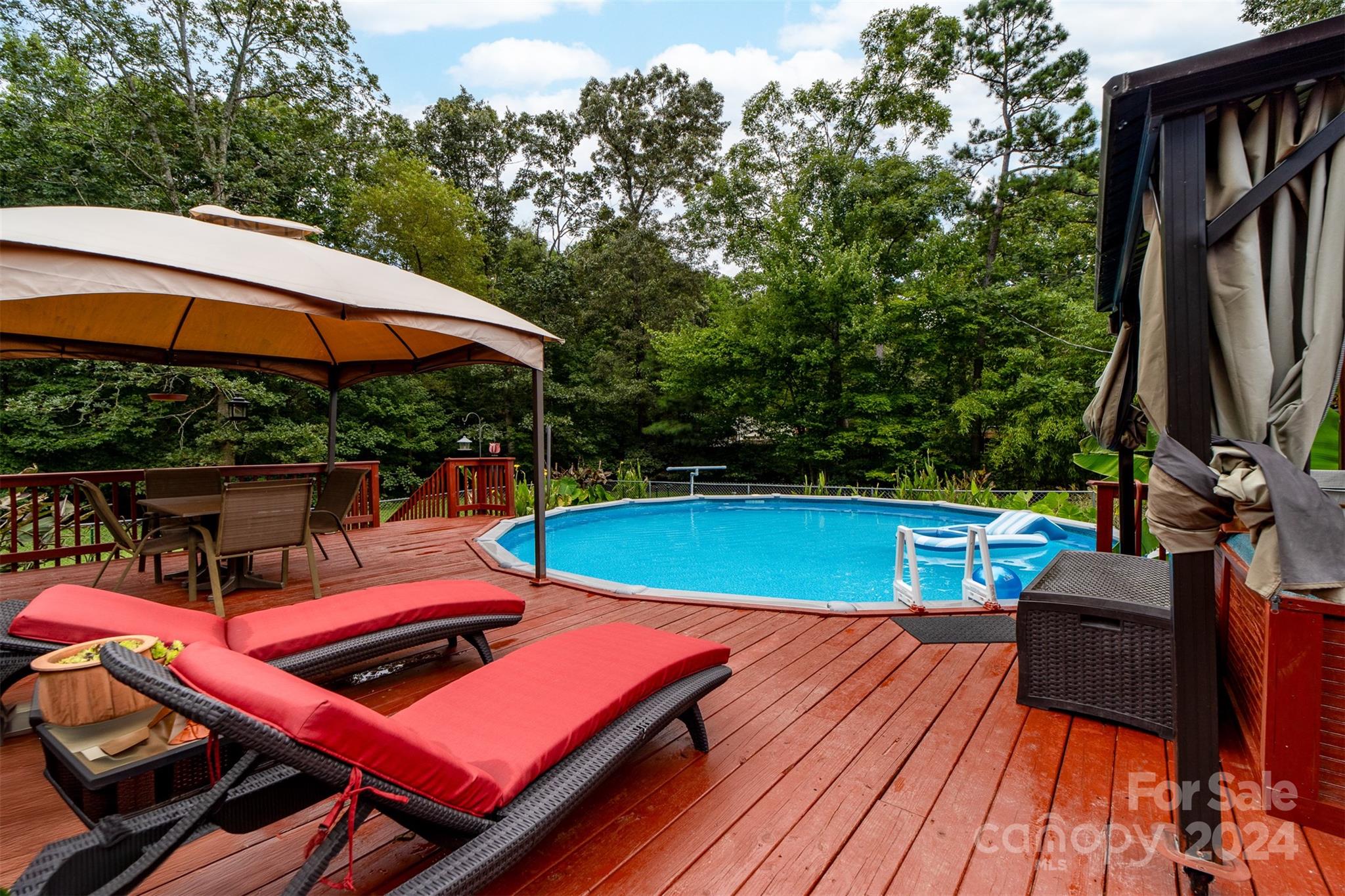 5305 Reid Road