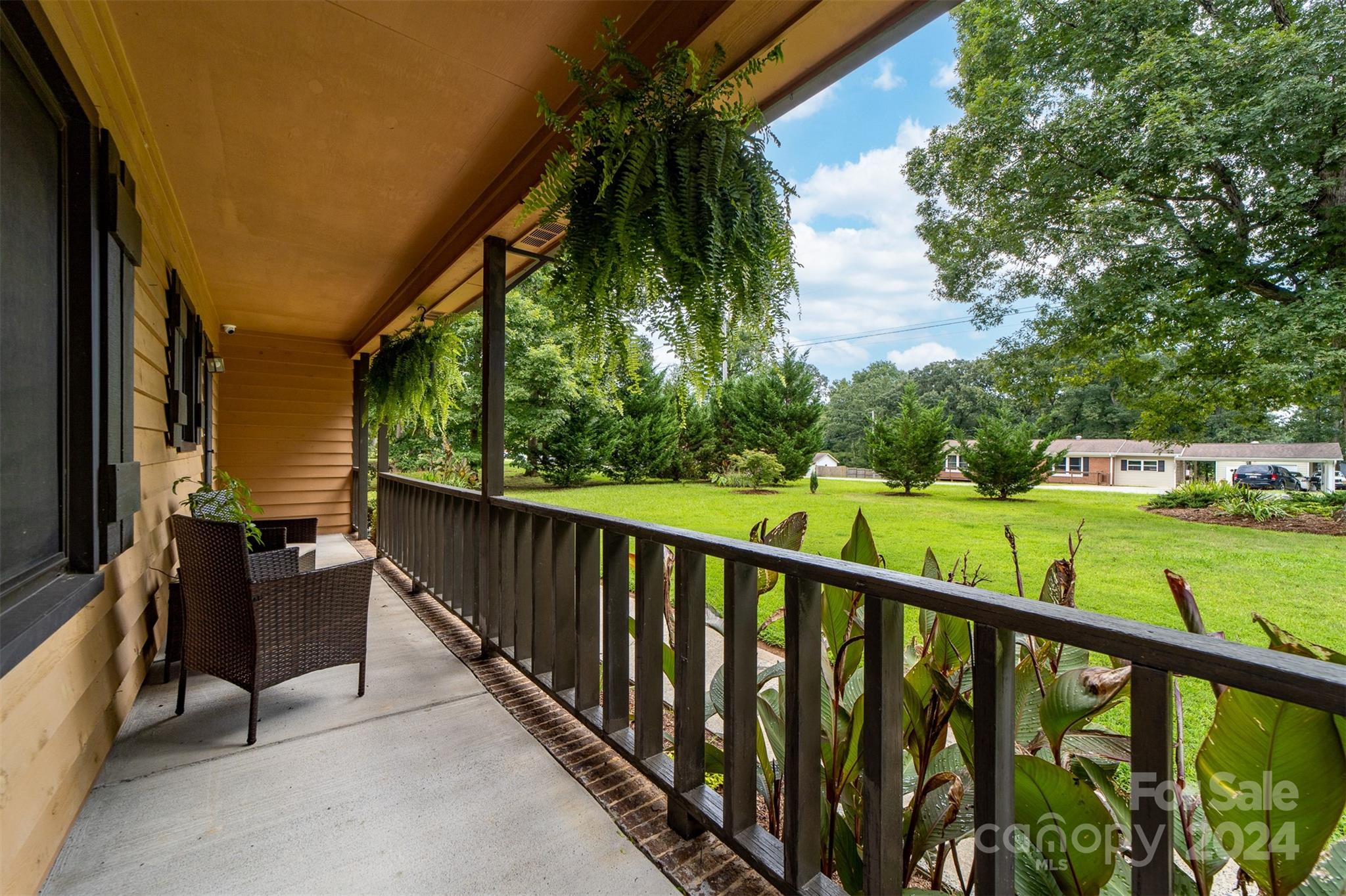 5305 Reid Road