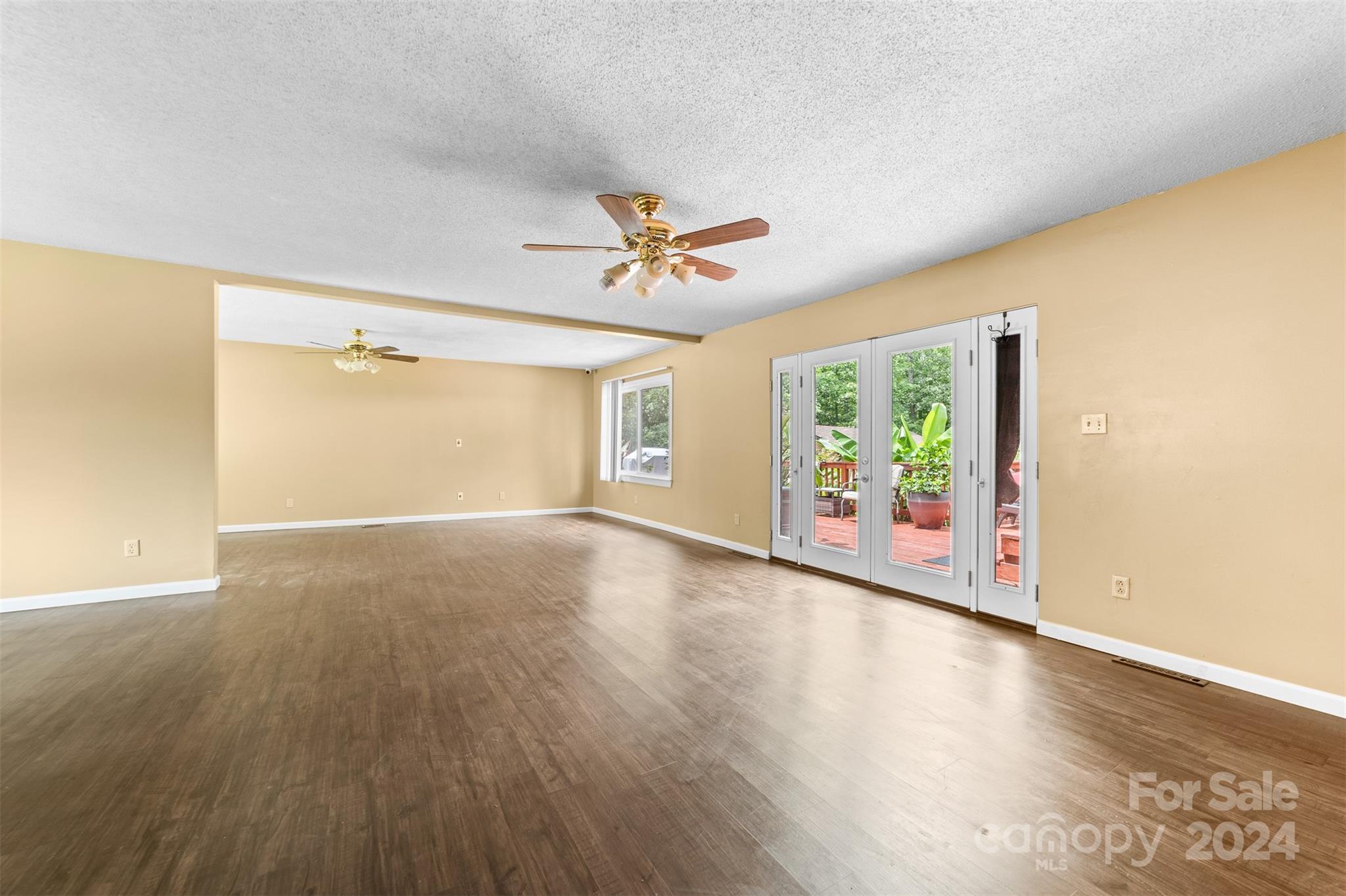 5305 Reid Road