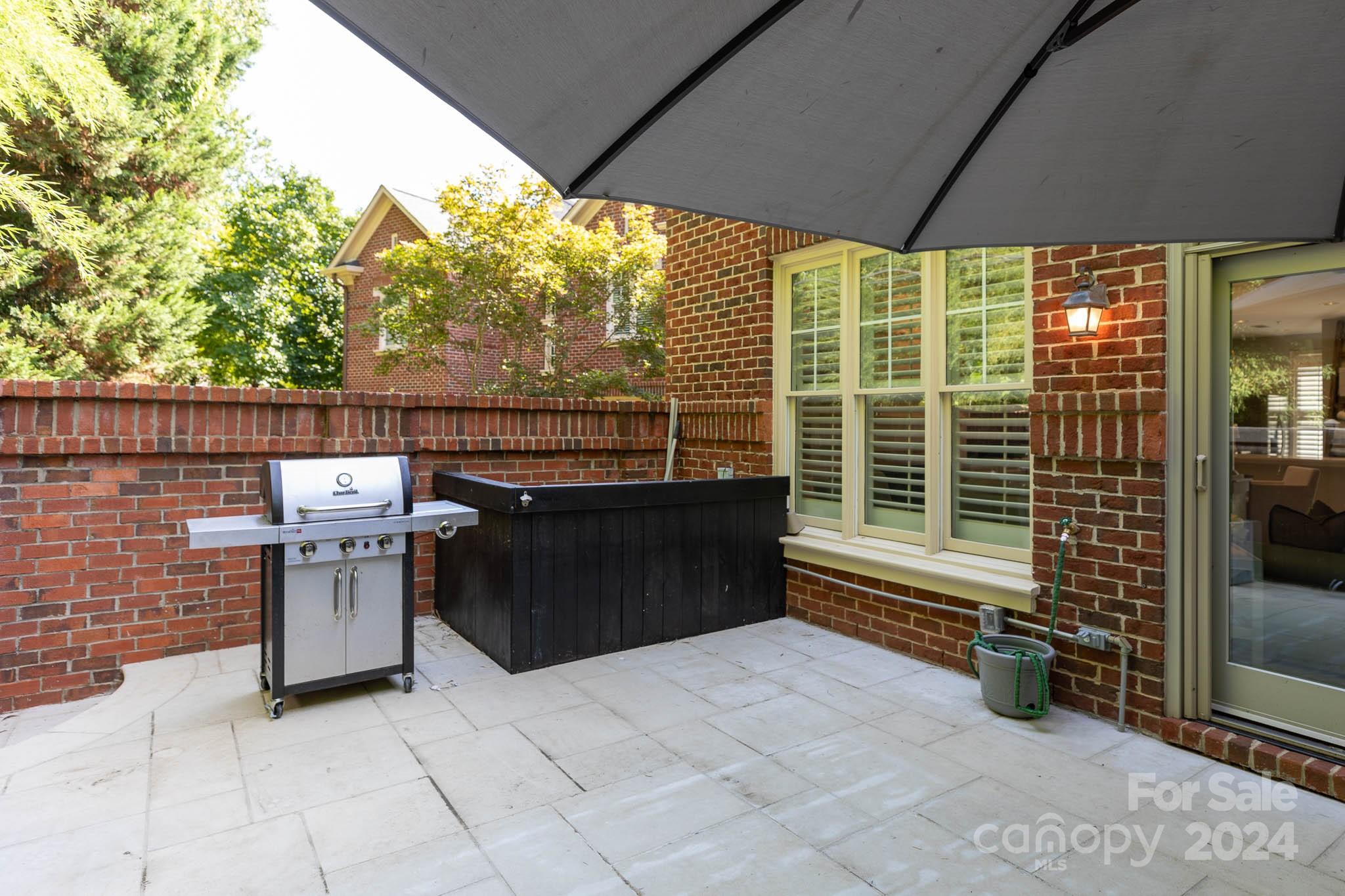 885 Park Slope Drive