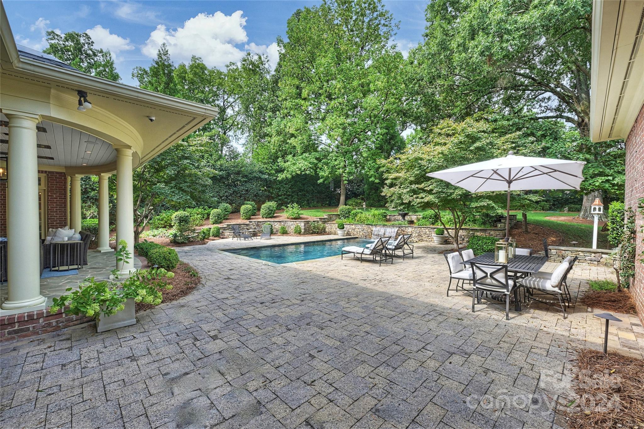 1526 Coventry Road