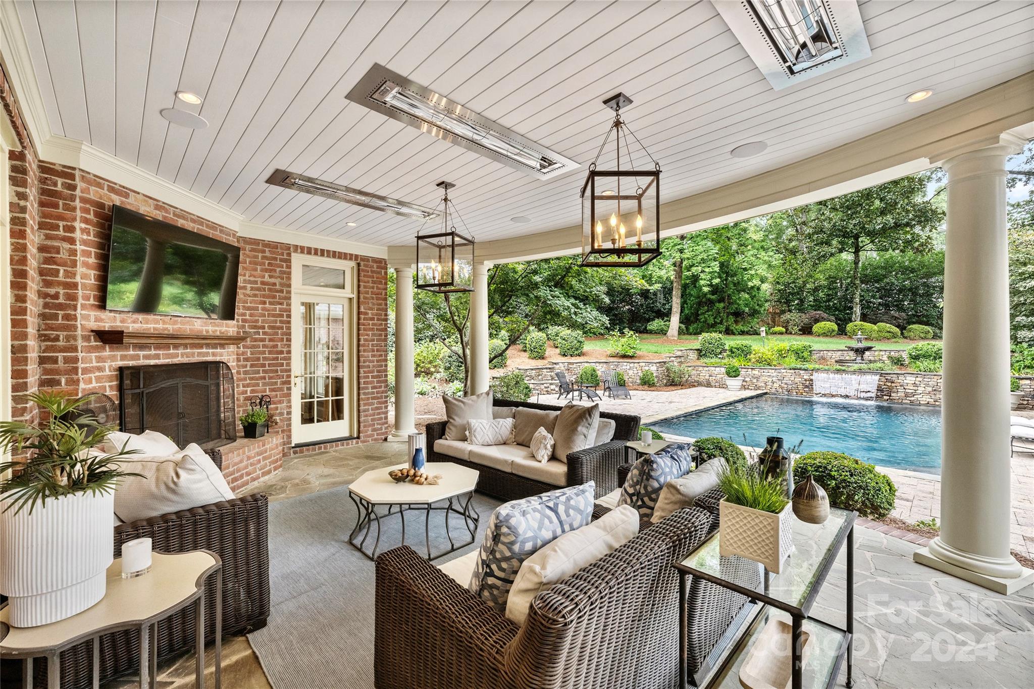 1526 Coventry Road