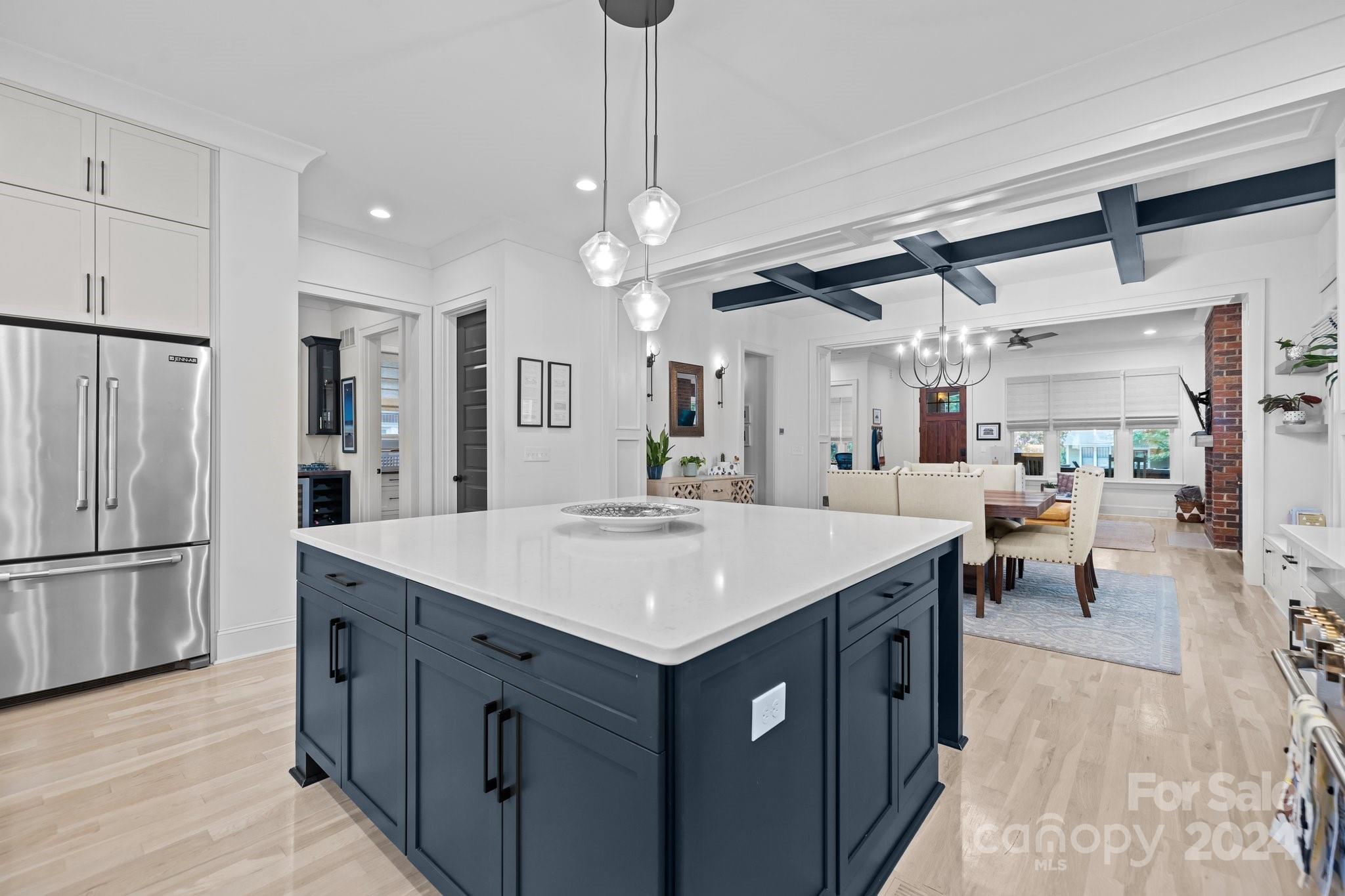 208 Grandin Road
