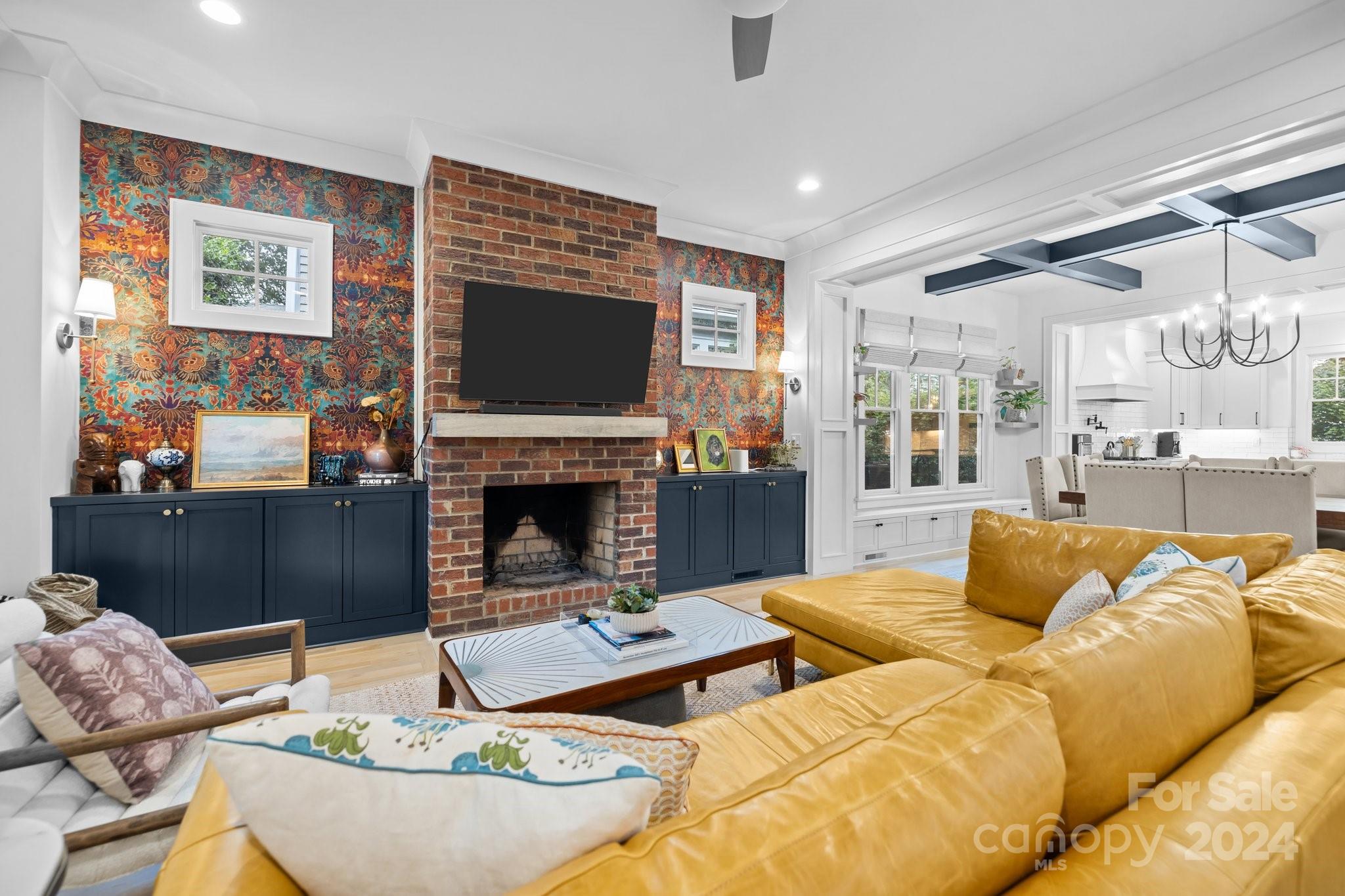 208 Grandin Road
