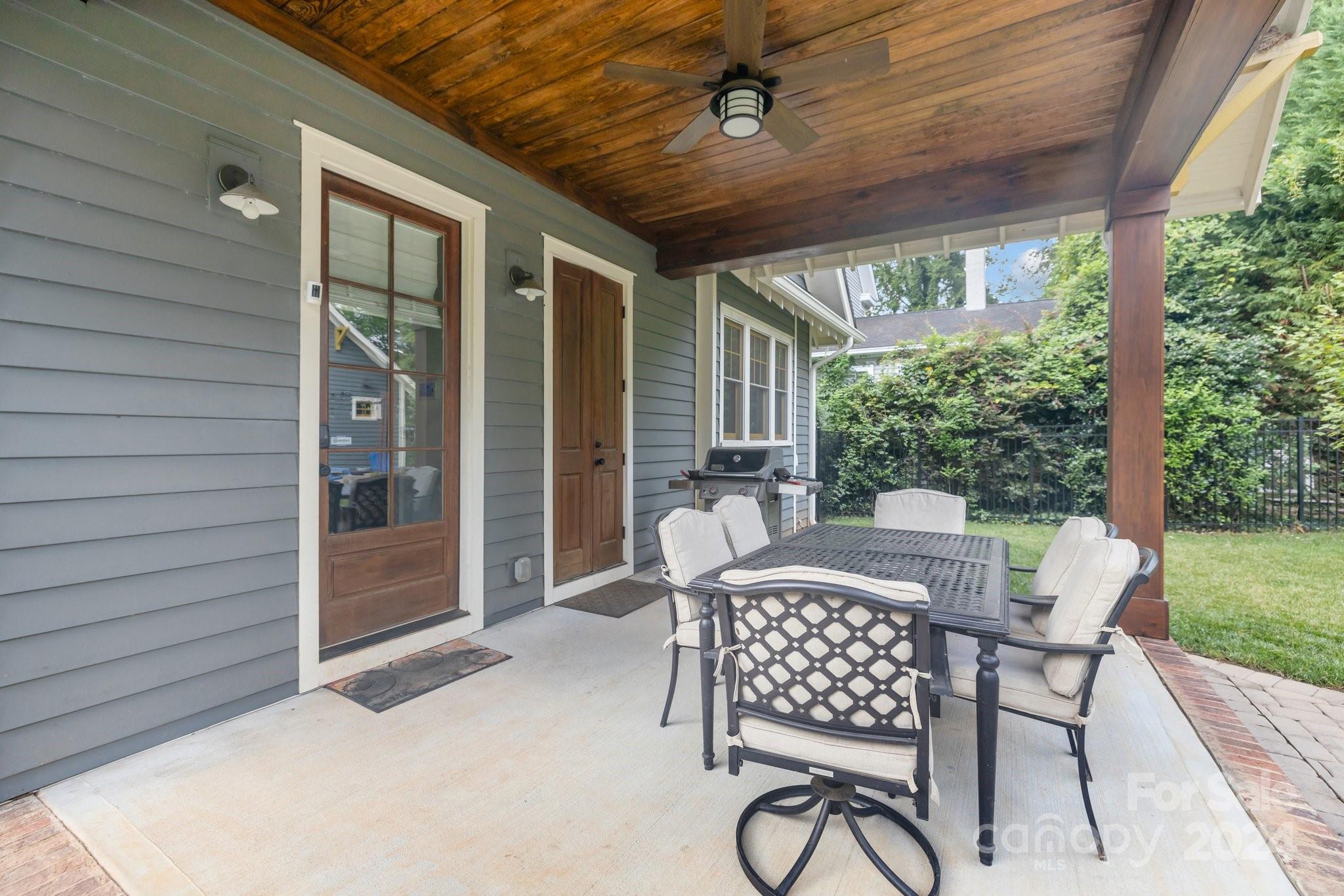 208 Grandin Road