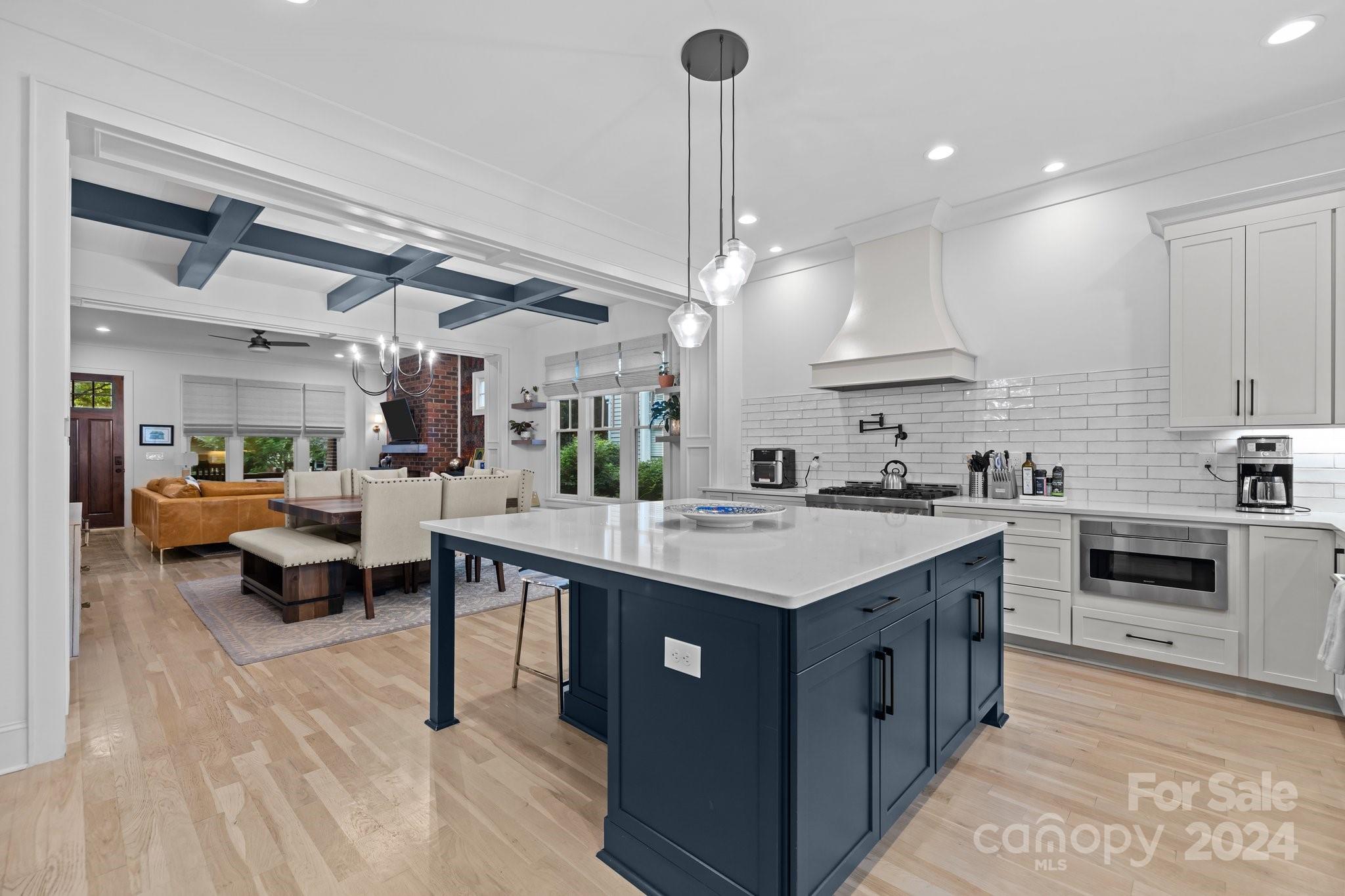 208 Grandin Road