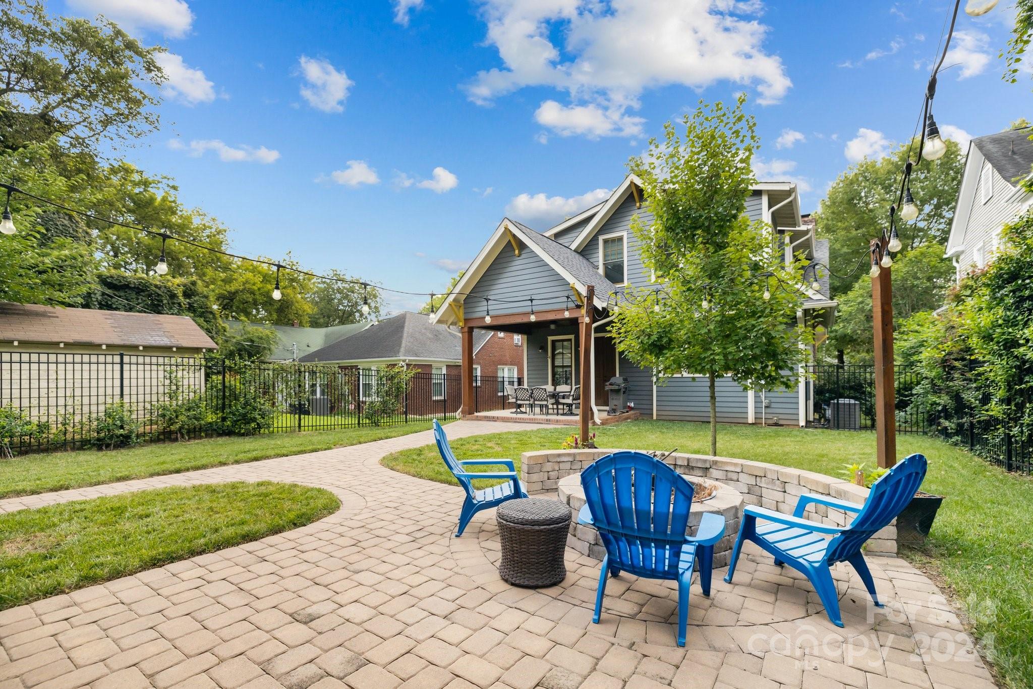 208 Grandin Road