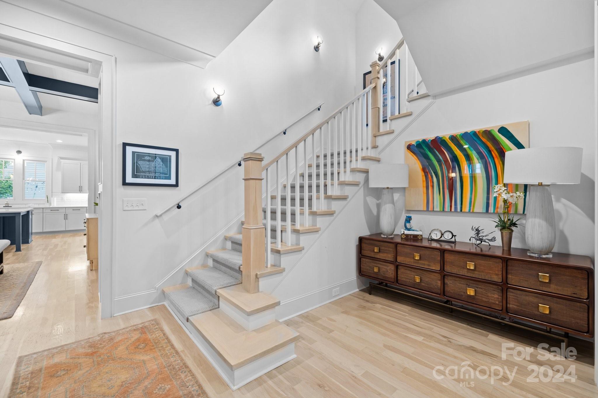 208 Grandin Road
