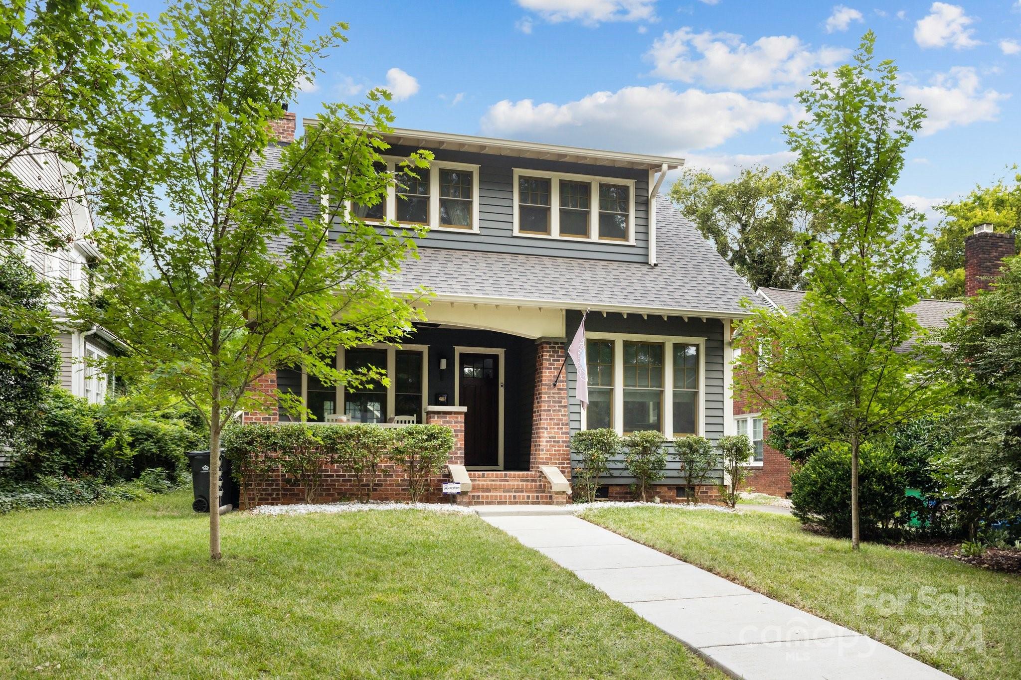 208 Grandin Road