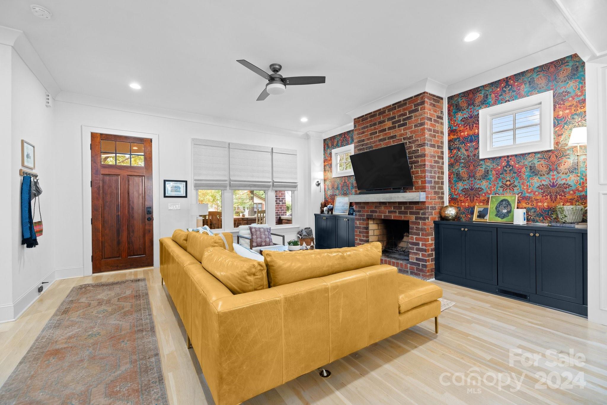 208 Grandin Road