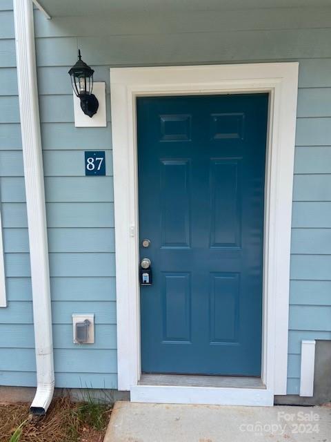 2004 Stoney Point Lane Unit: 87