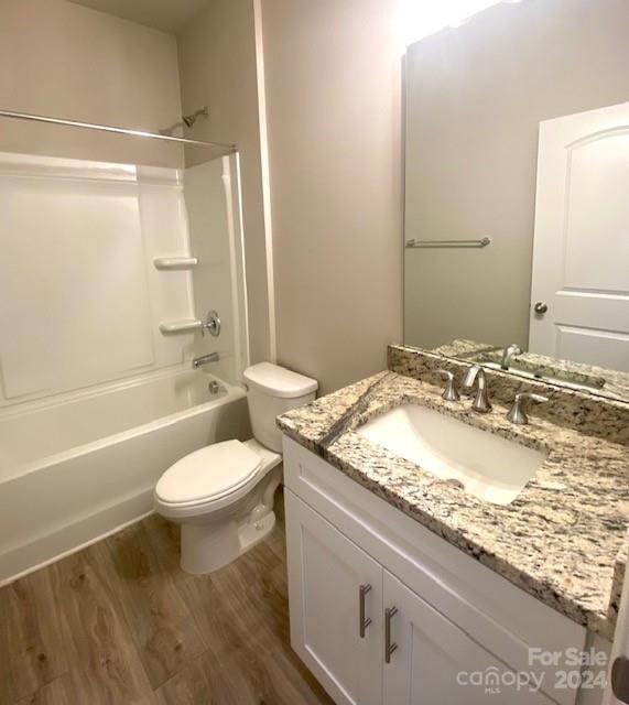2004 Stoney Point Lane Unit: 87
