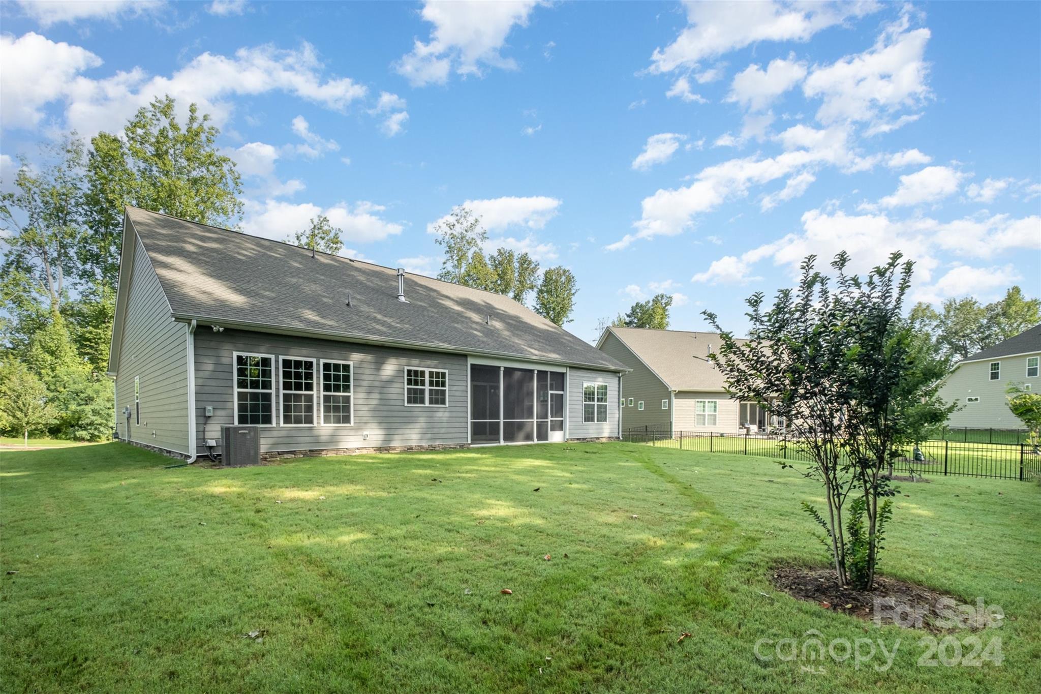 5408 Chegall Crossing Way