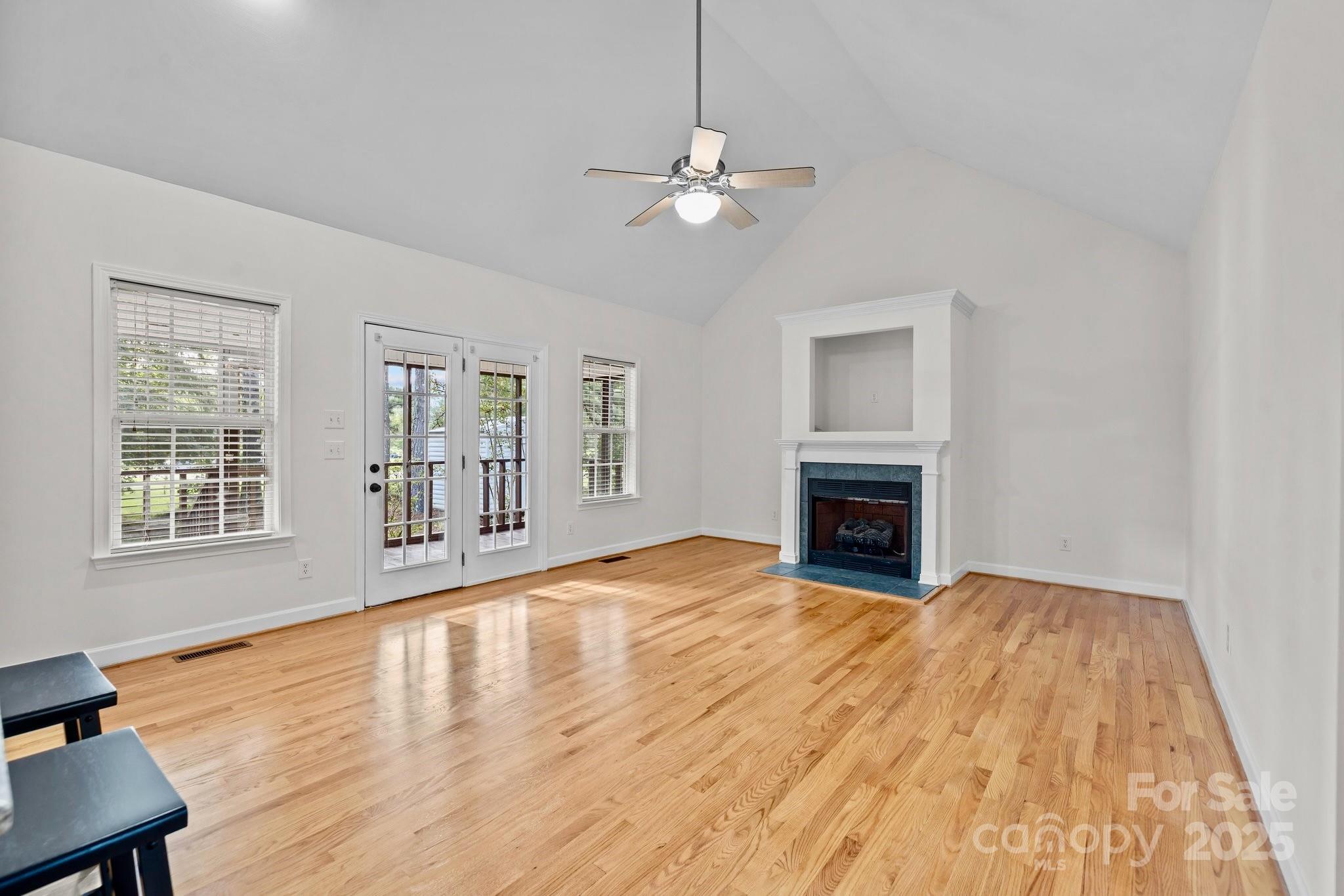 902 Snow Prince Lane