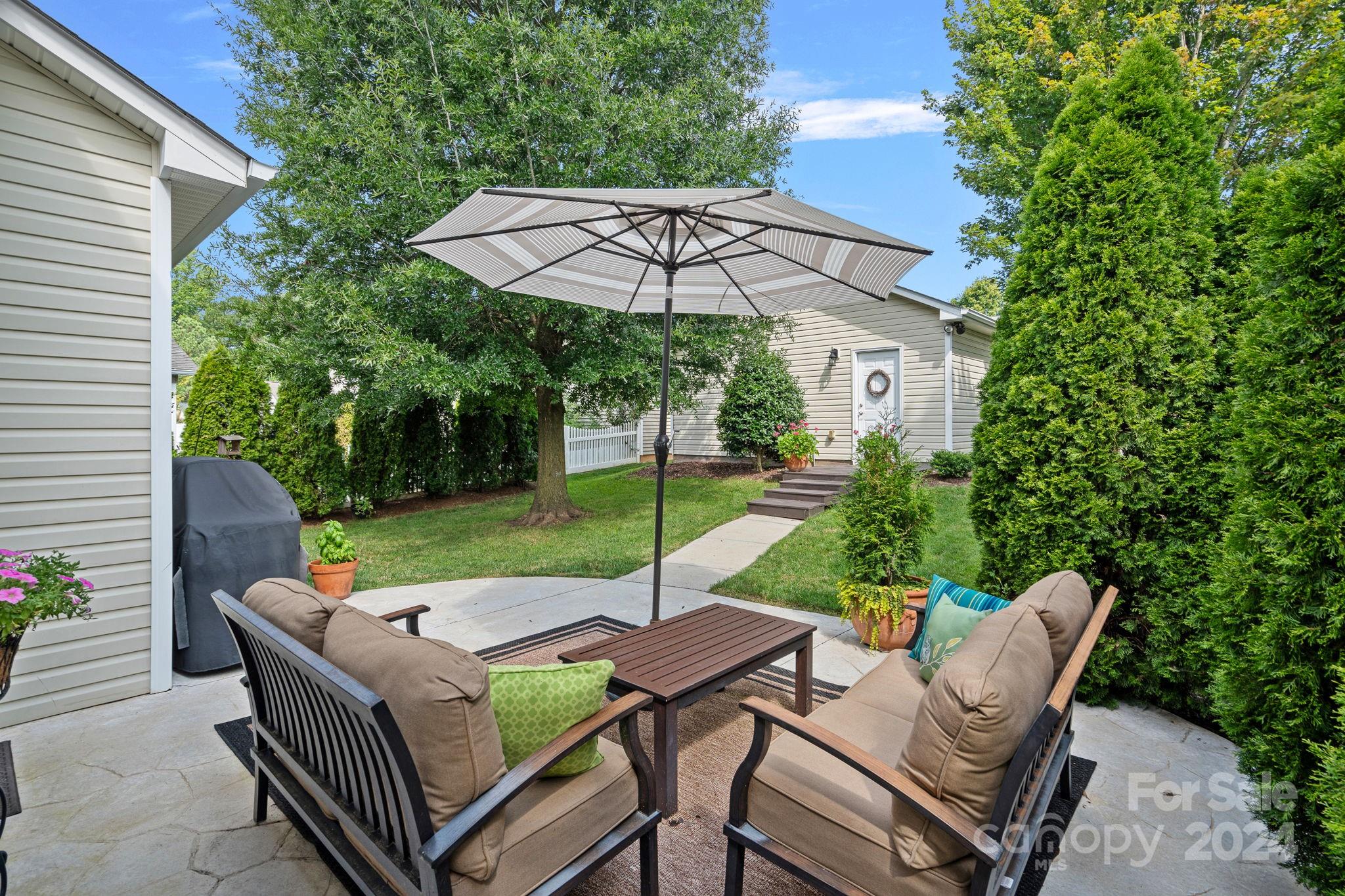 8735 Westwind Point Drive