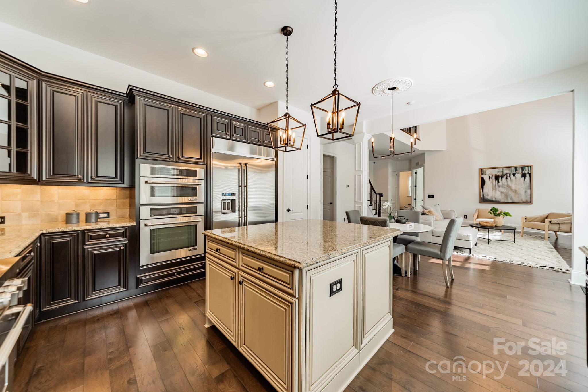 7345 Edenbridge Lane