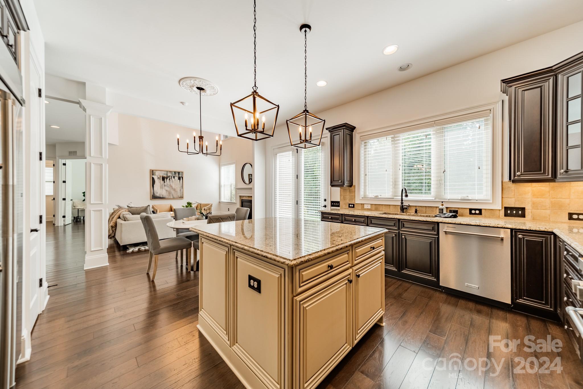 7345 Edenbridge Lane