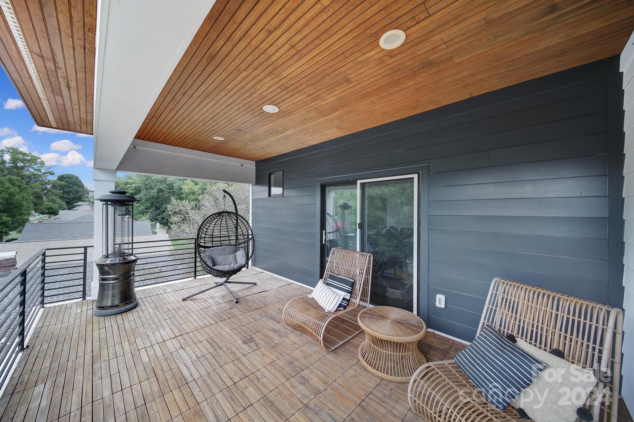 1505 Luther Street