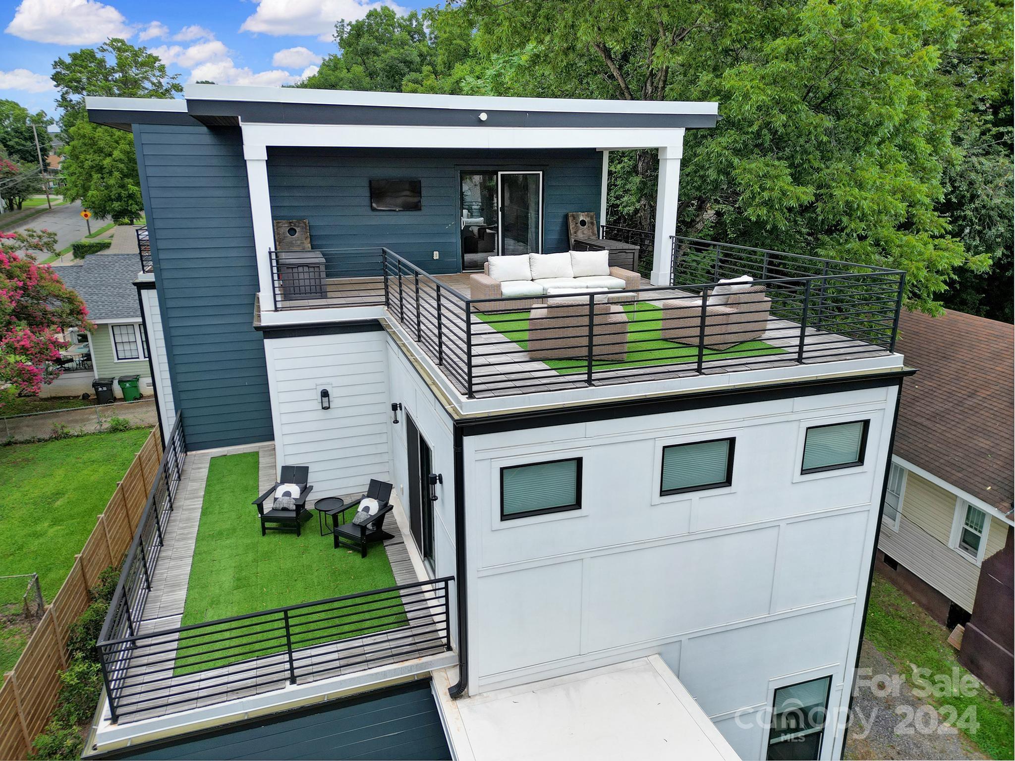 1505 Luther Street