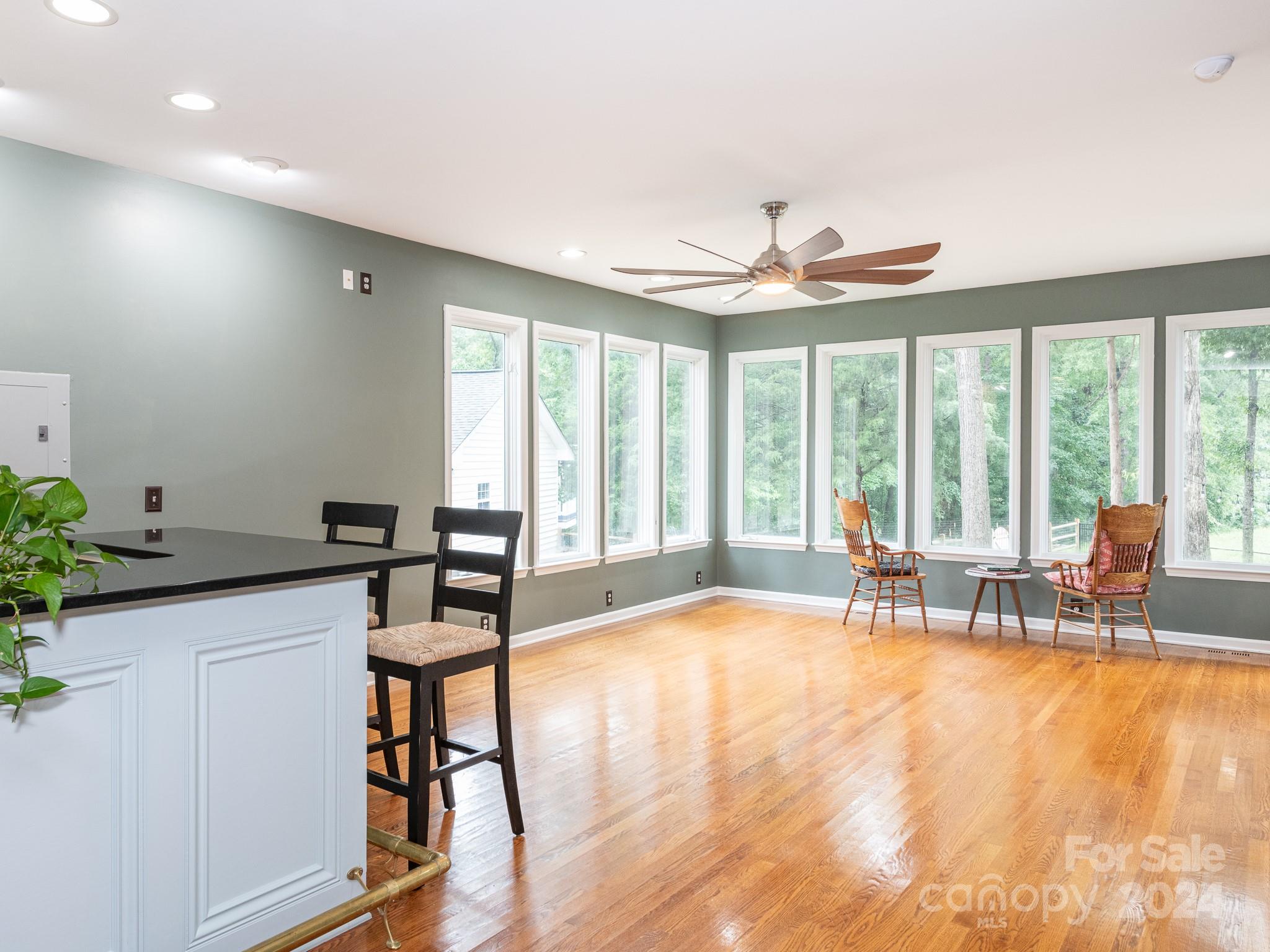 10201 Windtree Lane