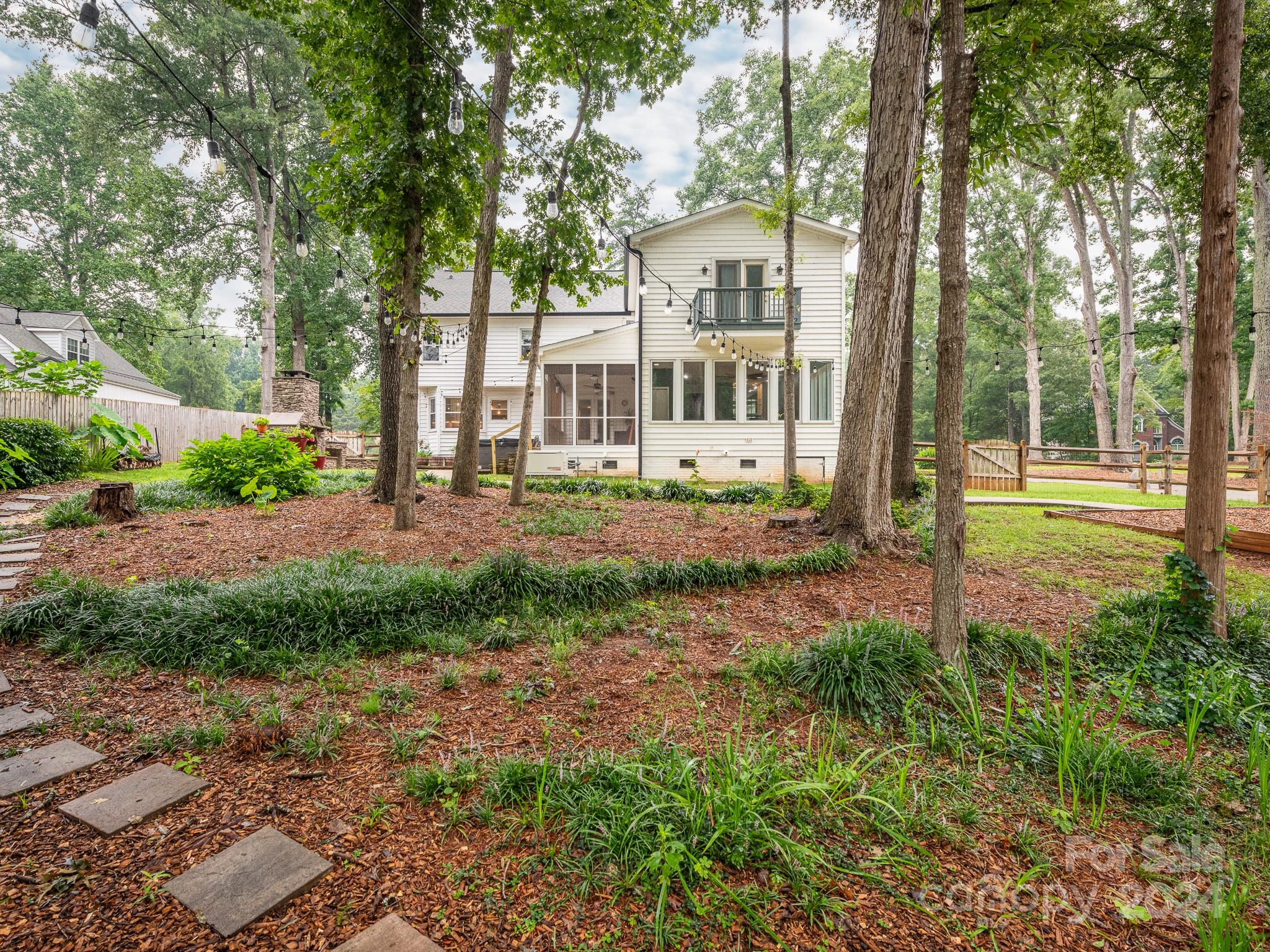 10201 Windtree Lane