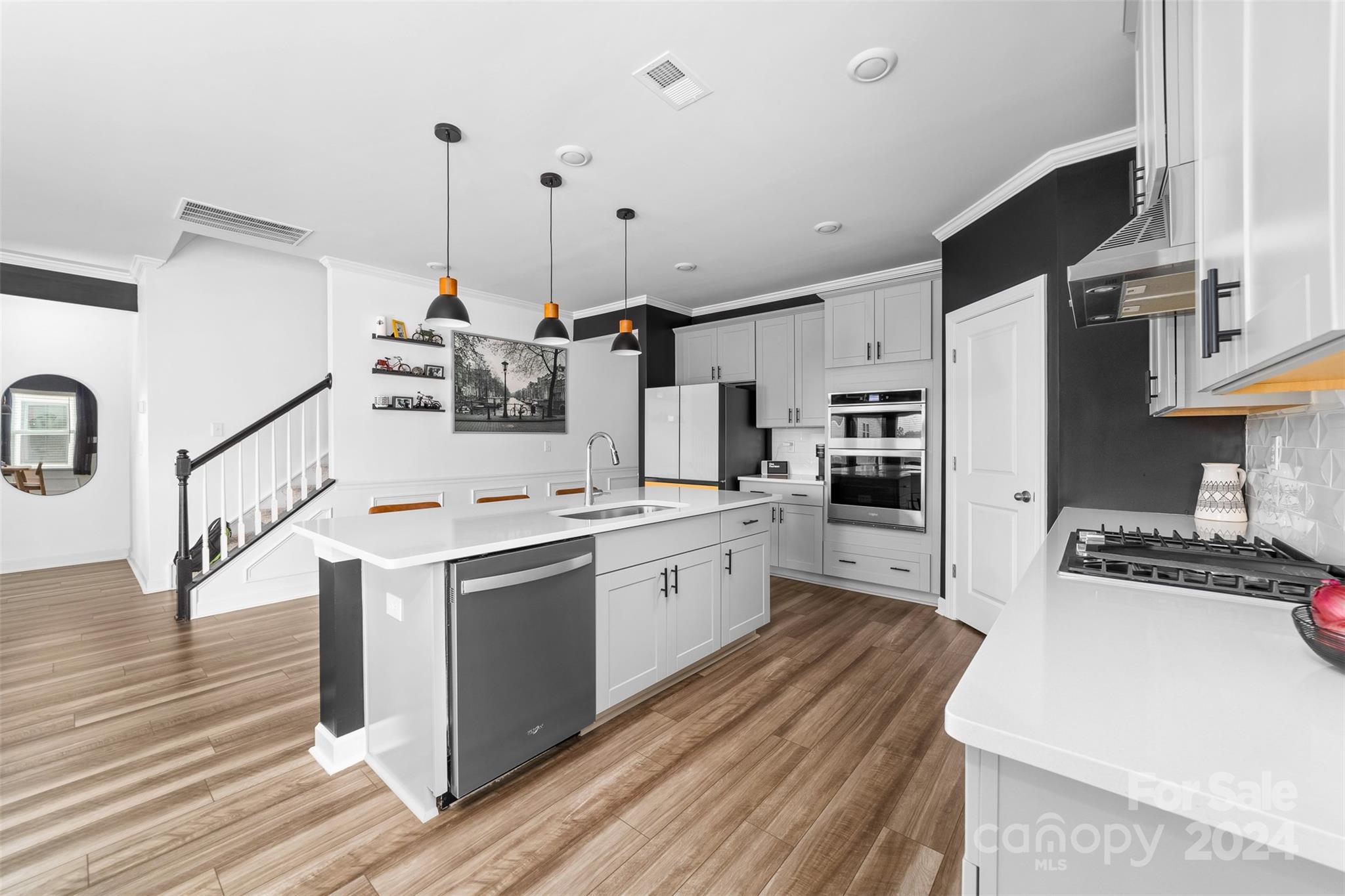9096 Myrna Drive