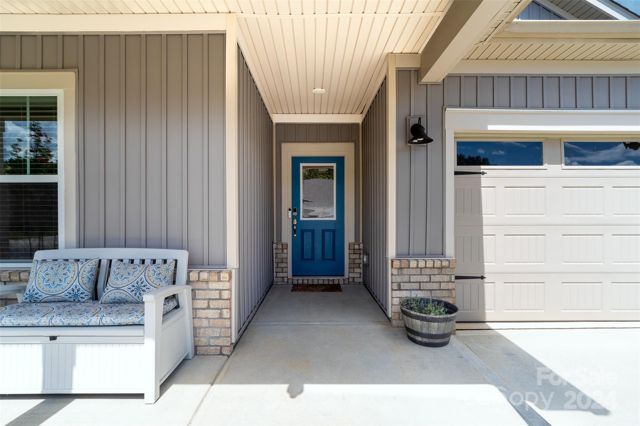 9096 Myrna Drive