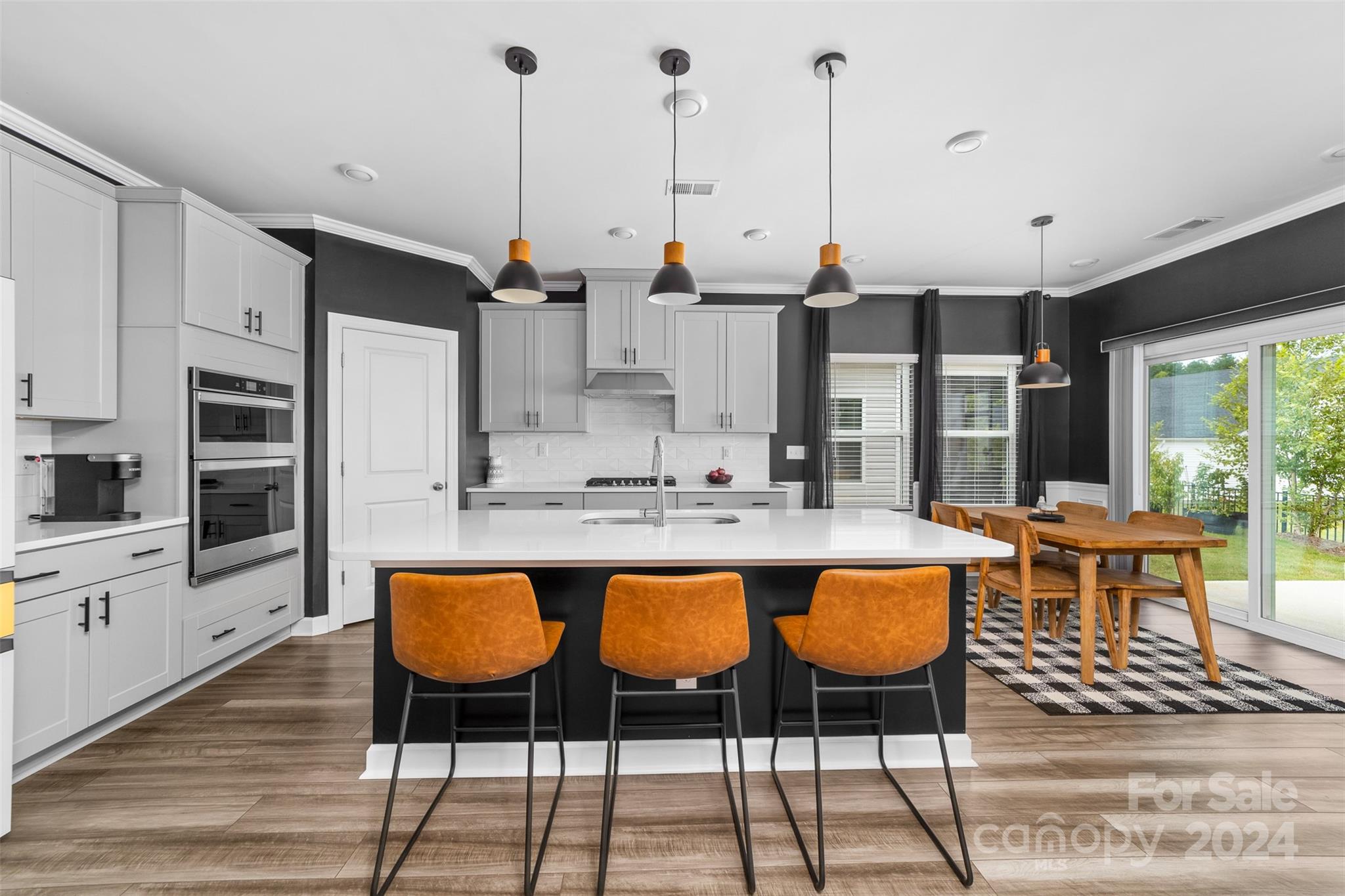 9096 Myrna Drive