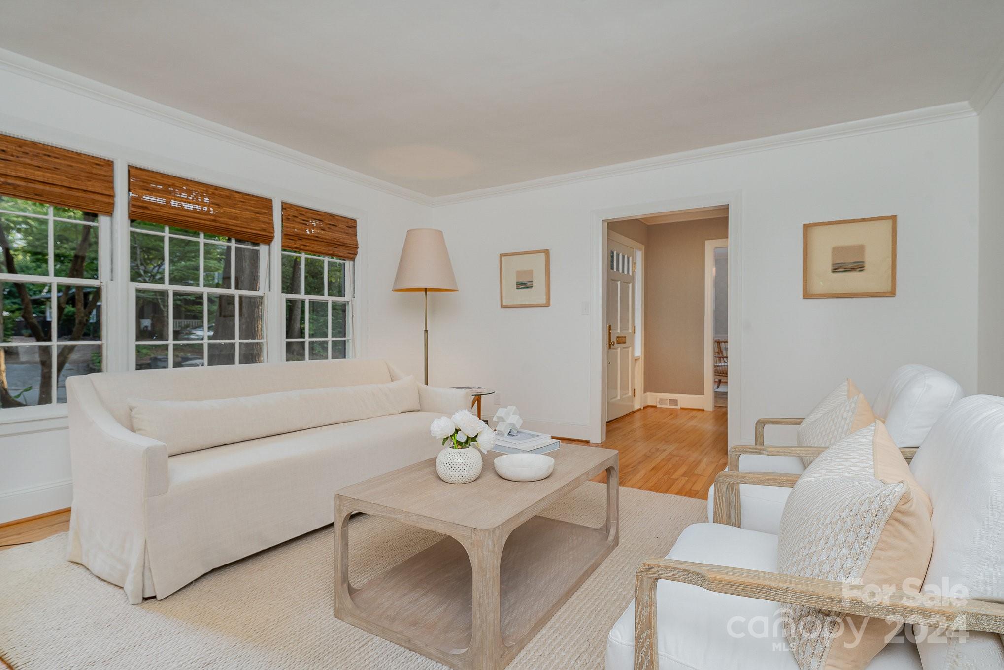 614 Moravian Lane