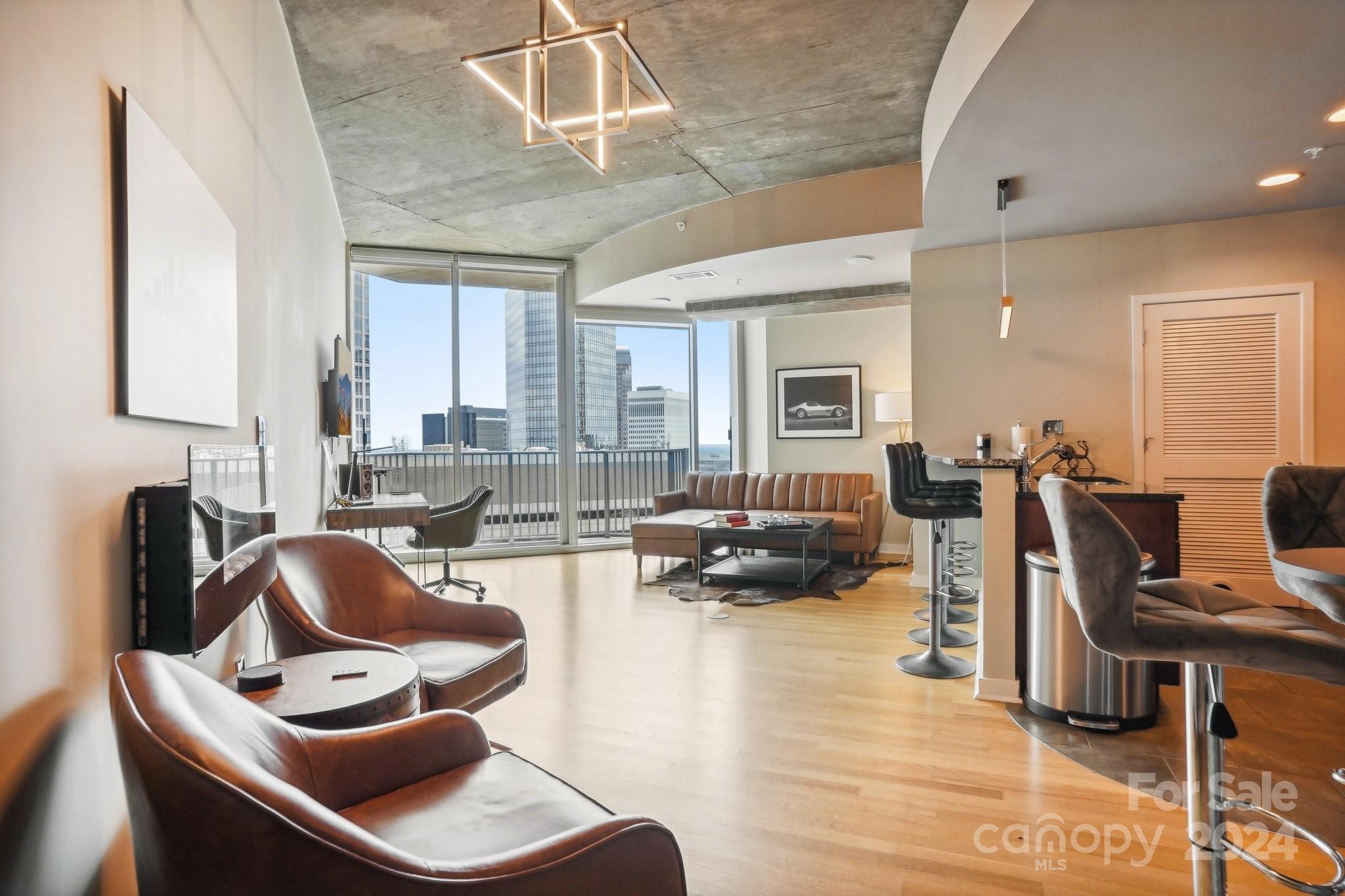 210 N Church Street Unit: 2903
